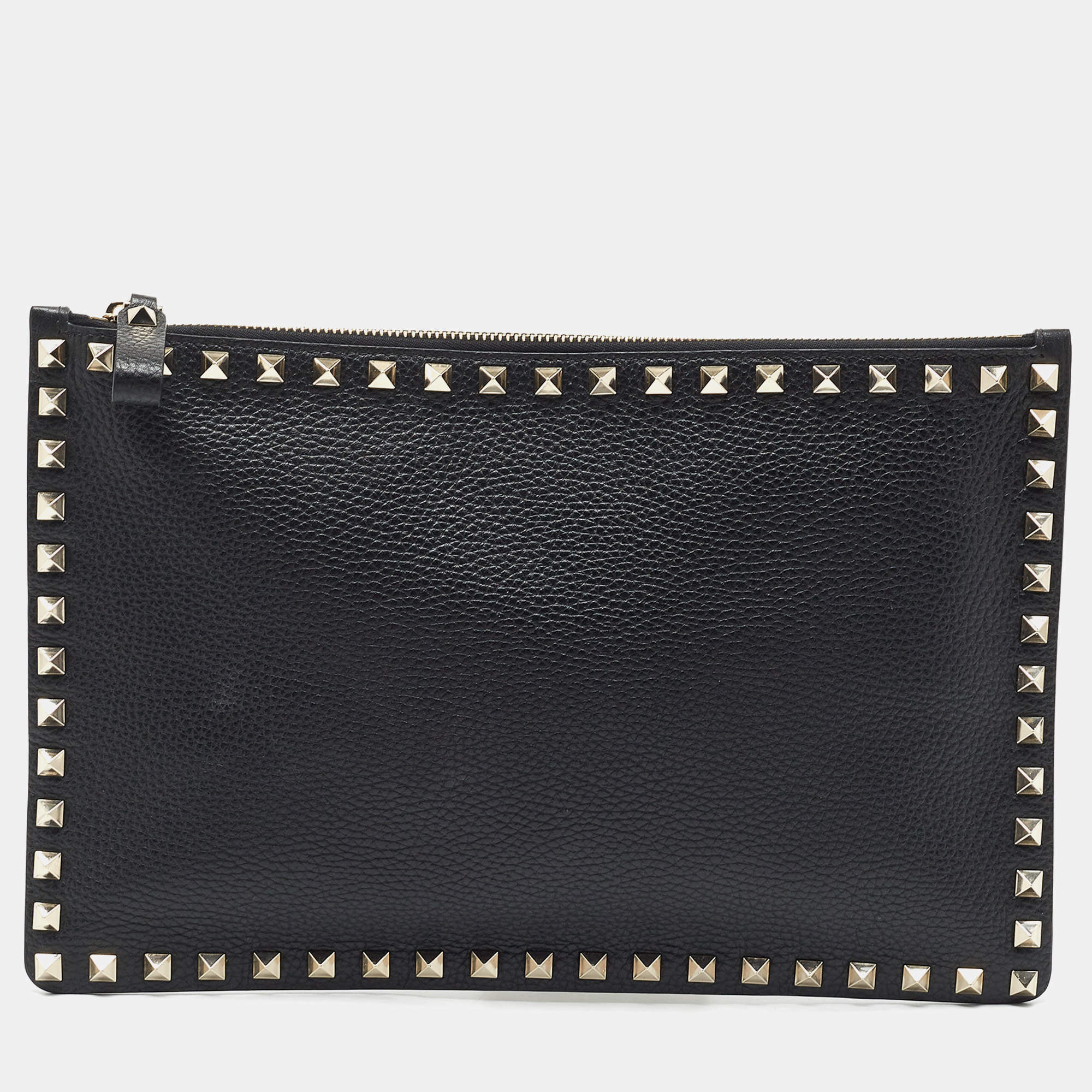 Pre Owned Valentino Black Leather Rockstud Clutch