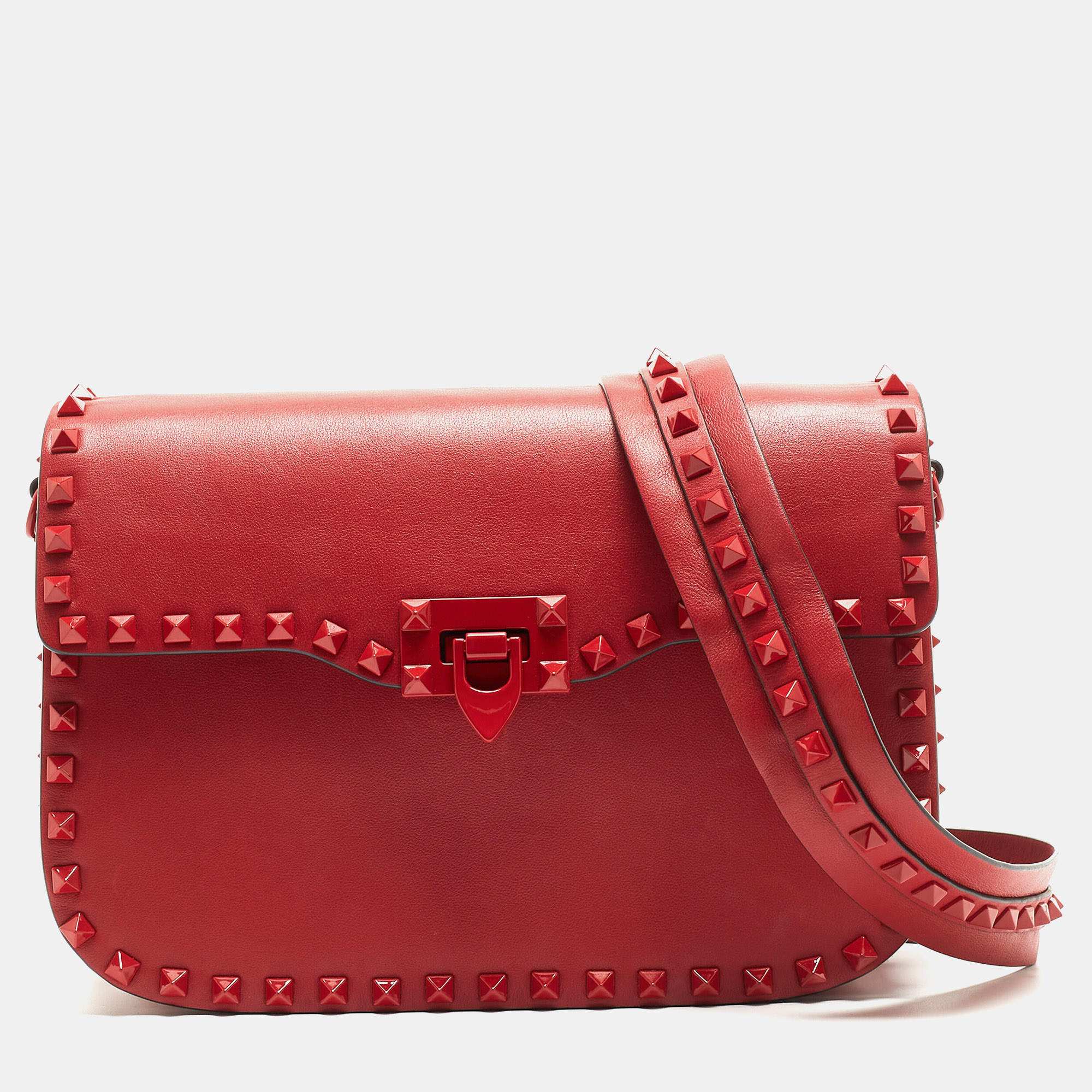 Pre Owned Valentino Red Leather Rockstud Flap Shoulder Bag