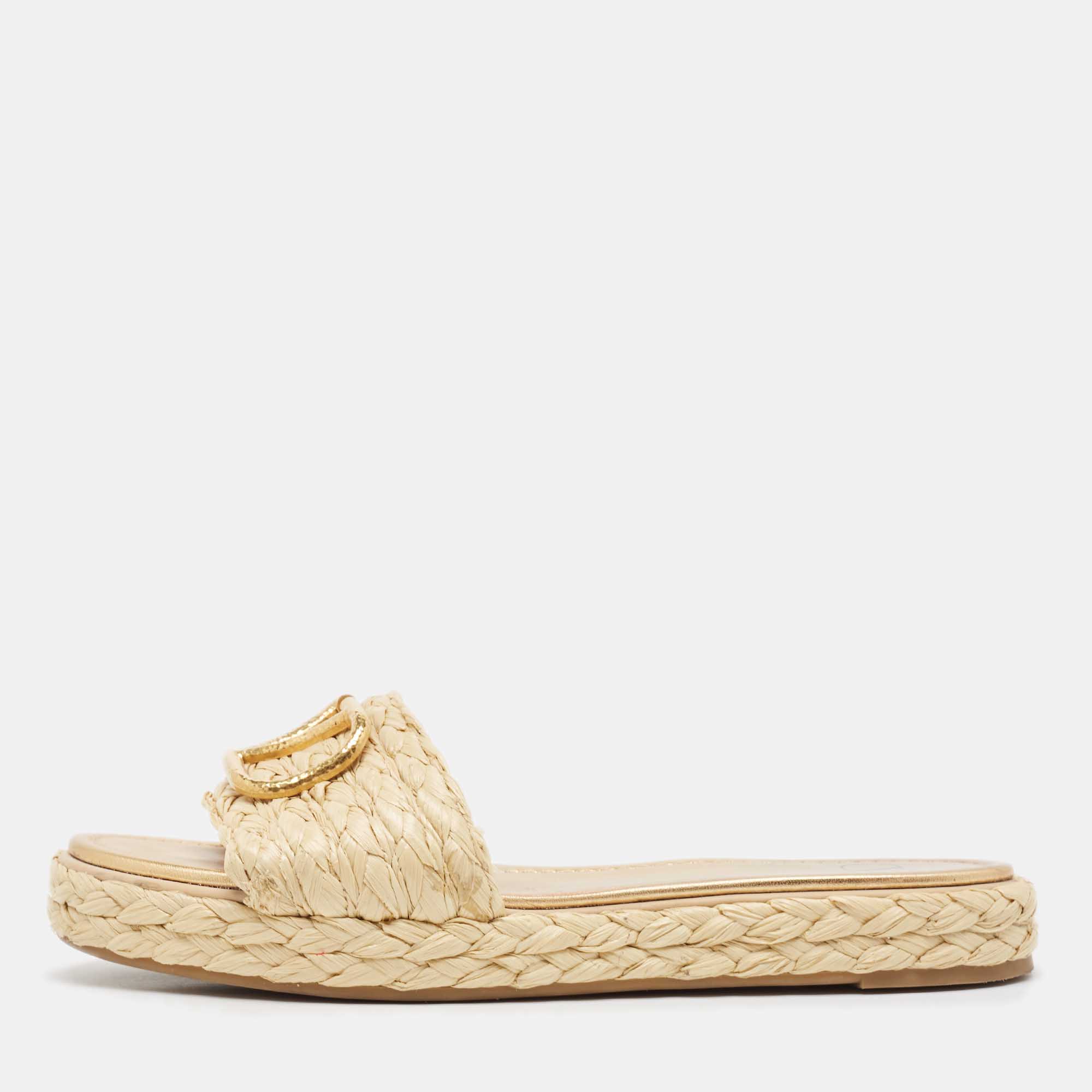 Pre Owned Valentino Beige Raffia Escape V logo Flat Sandals Size 40