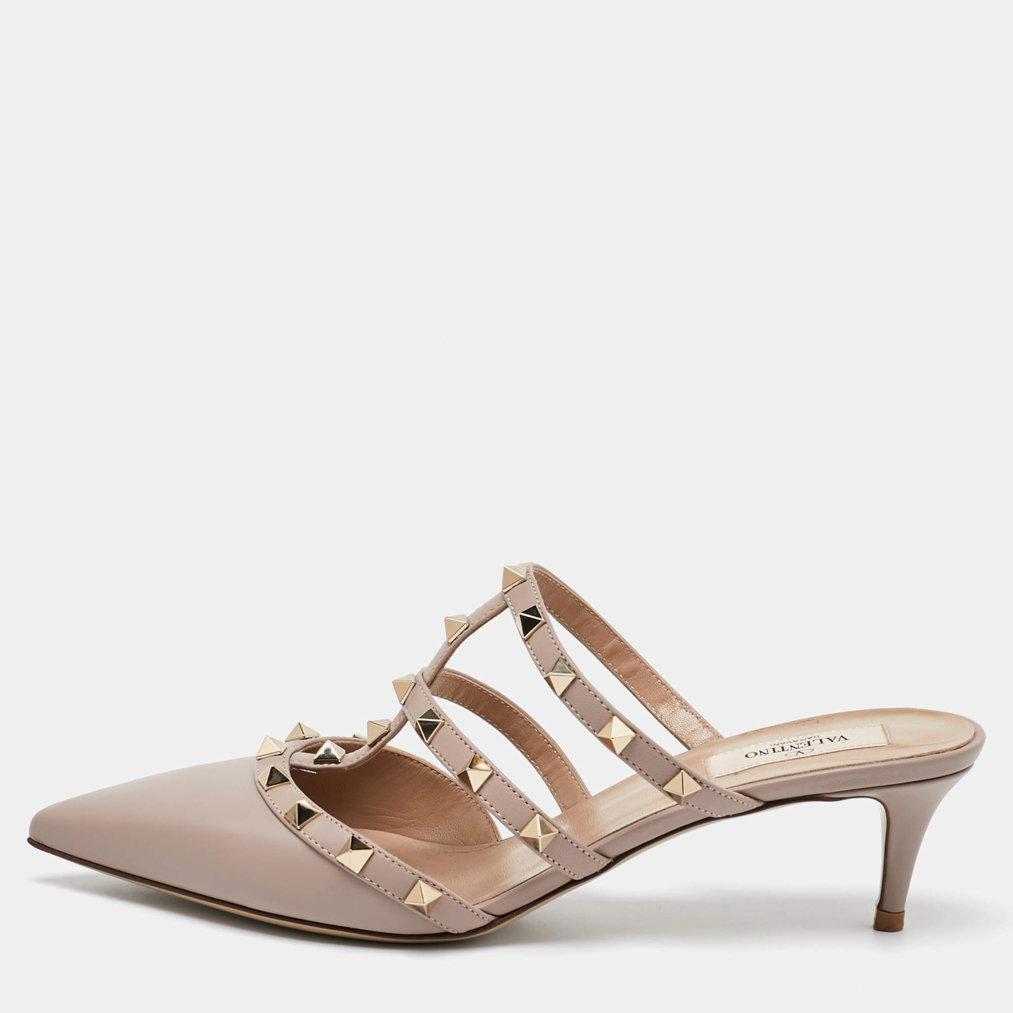 Pre Owned Valentino Beige Leather Rockstud Pointed Toe Mules Size 39.5