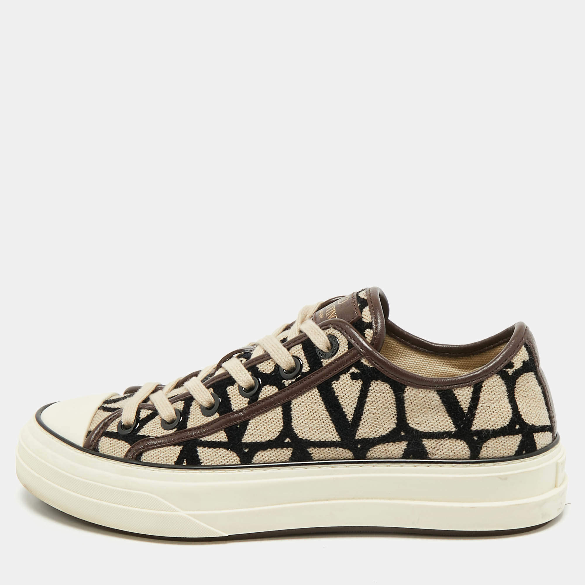 Pre Owned Valentino Brown/Beige Canvas Toile Iconographe Totaloop Low-Top Sneakers Size 37