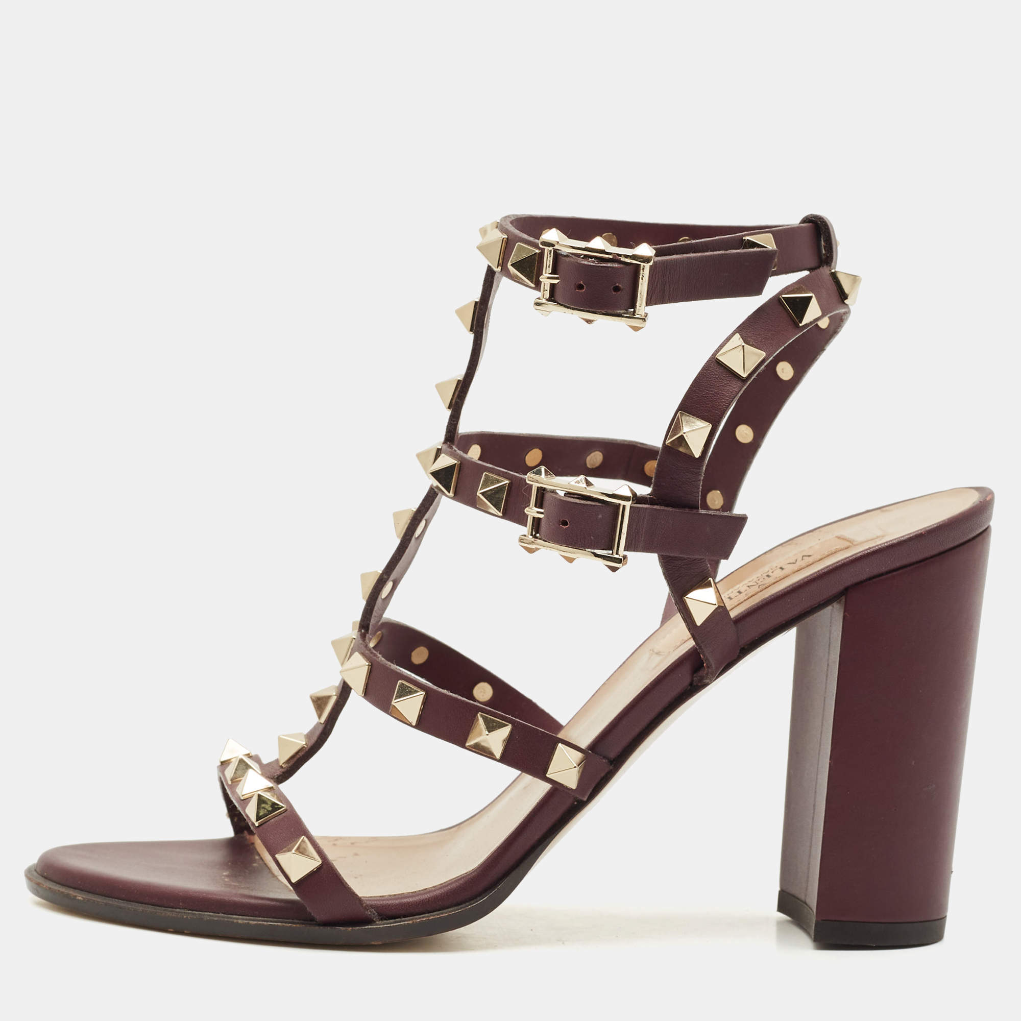 Pre Owned صندل فالنتينو جلد بورجوندي بحزام للكاحل روكستد مقاس 37.5