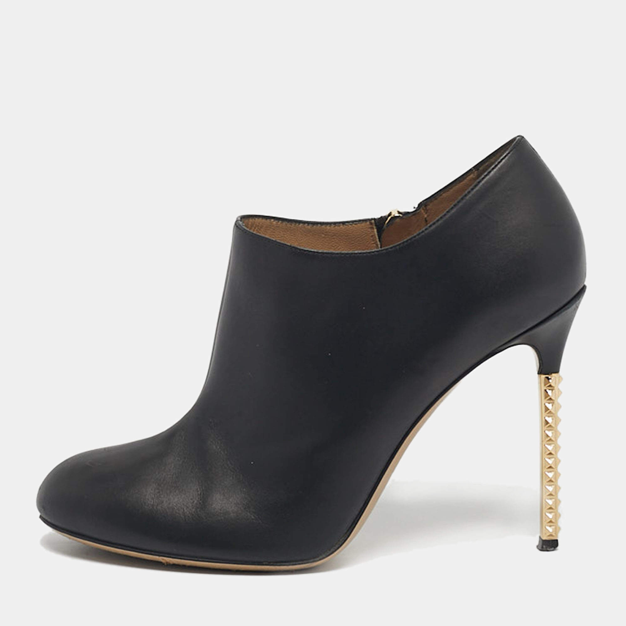 Pre Owned Valentino Black Leather Rockstud Heel Ankle Length Boots Size 37