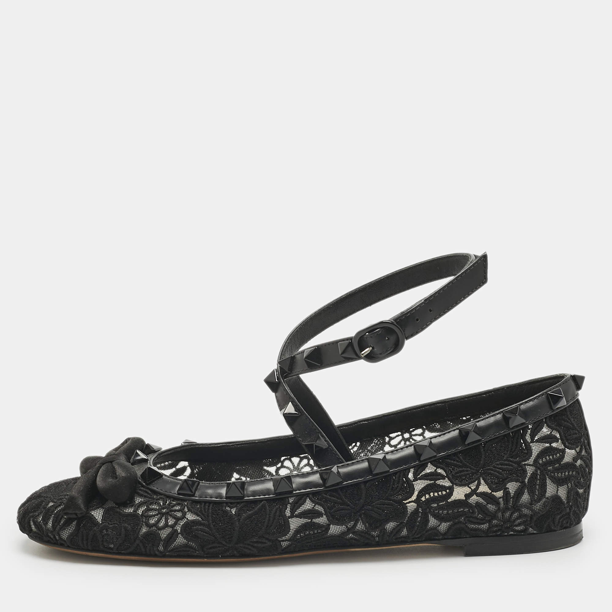 Pre Owned Valentino Black Lace andLeather Rockstud Ballet Flats Size 36