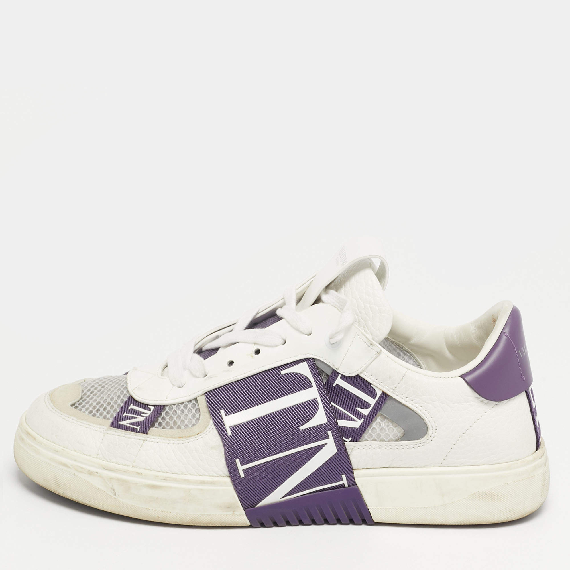 Pre Owned Valentino VLTN Size 39 White/Purple Leather and Mesh Low Top Sneakers