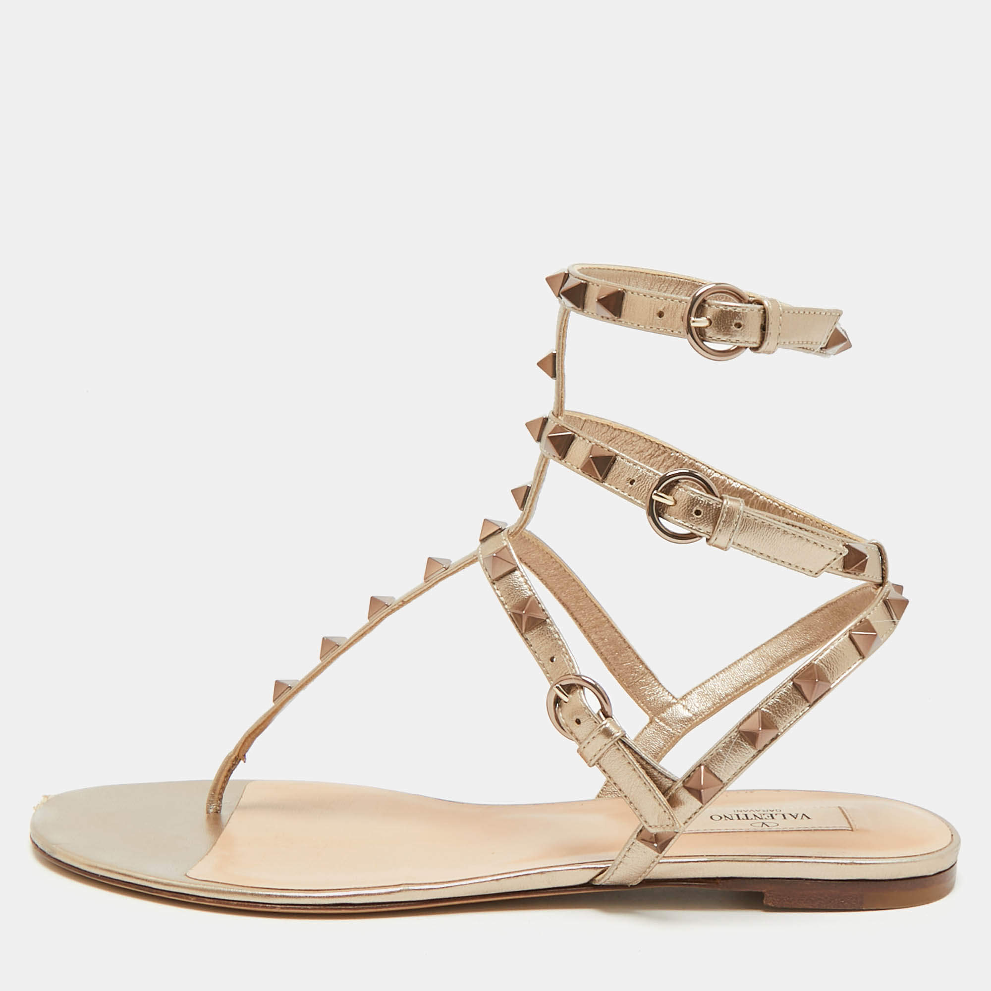 Pre Owned Valentino Rockstud Size 41 Gold Leather T Strap Flat Sandals