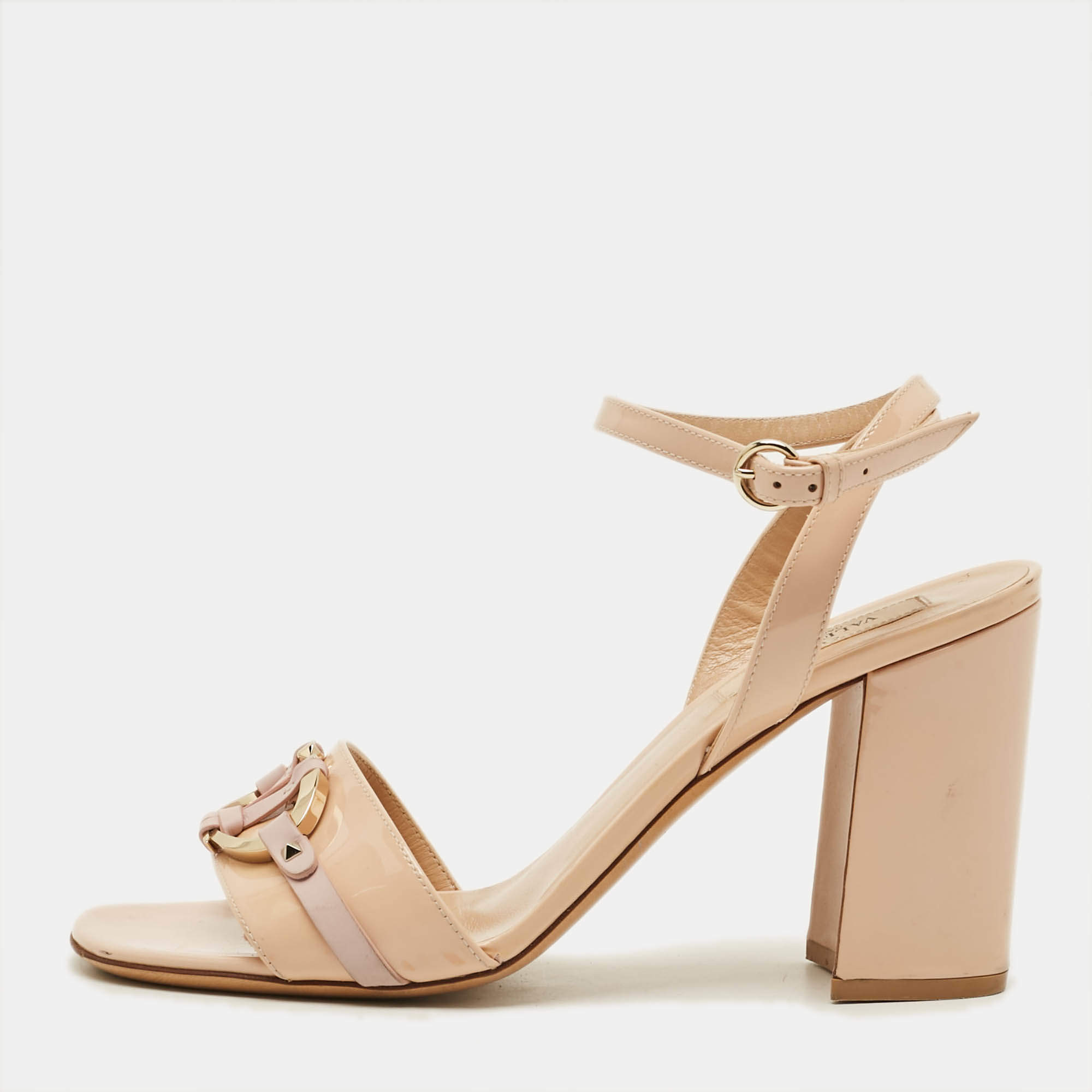 Pre Owned Valentino VLogo Size 37.5 Beige Patent Leather Ankle Strap Sandals
