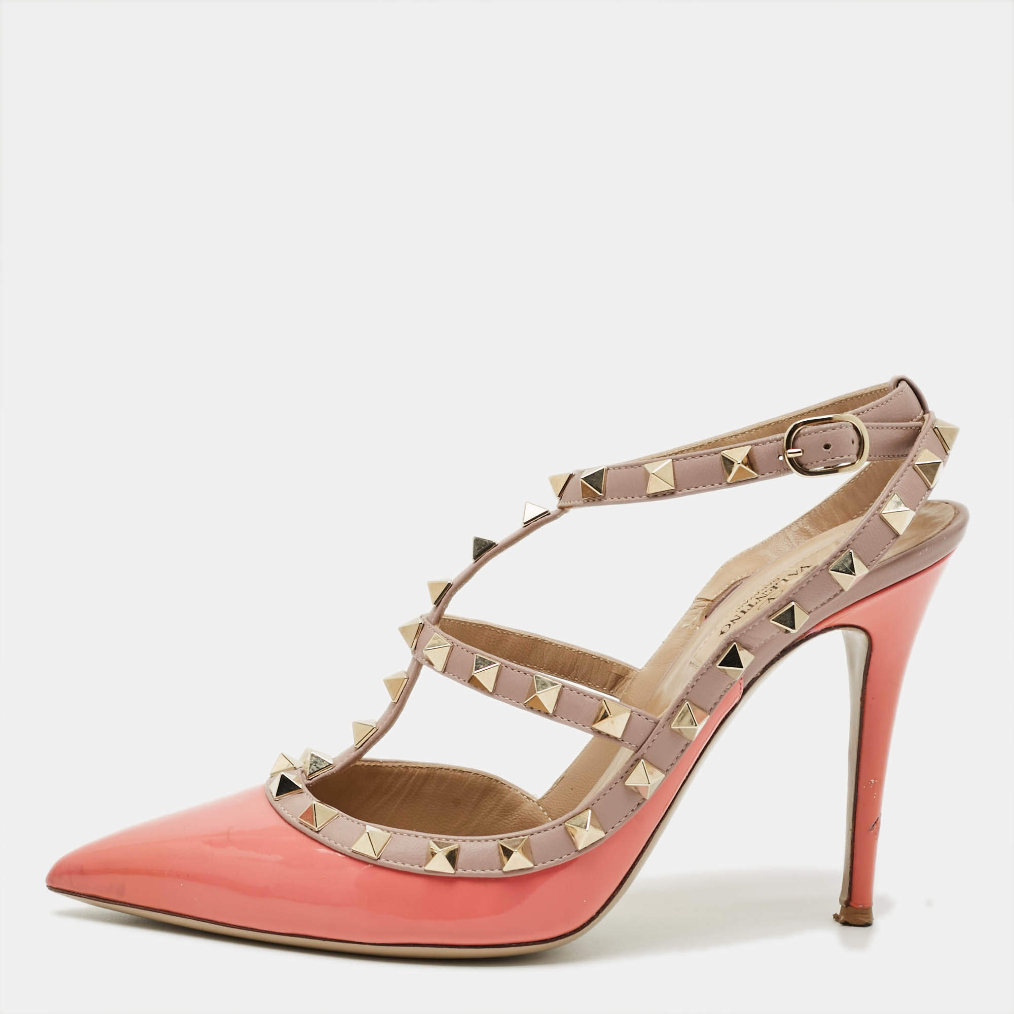 مملوكة مسبقًا حذاء كعب عالي فالنتينو جلد وردي مزين مسامير قفصي مقاس 40