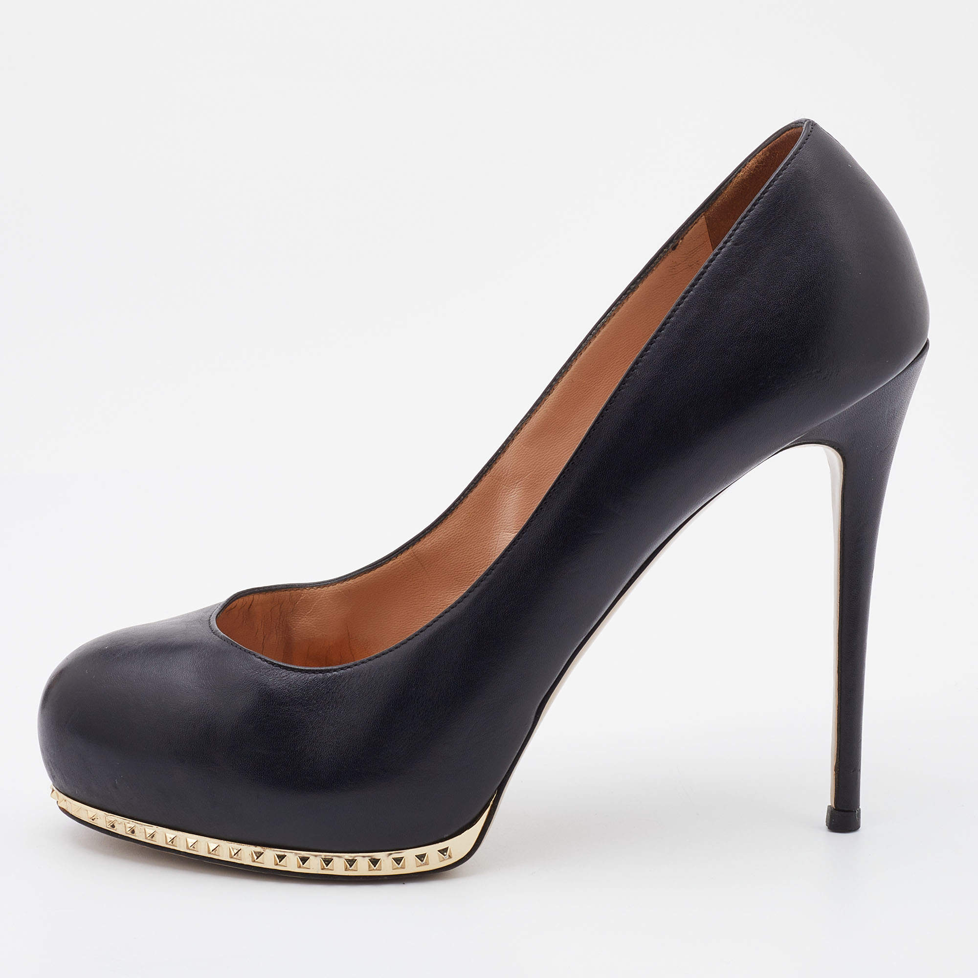 Pre Owned Valentino Black Leather Rockstud Platform Pumps Size 38.5
