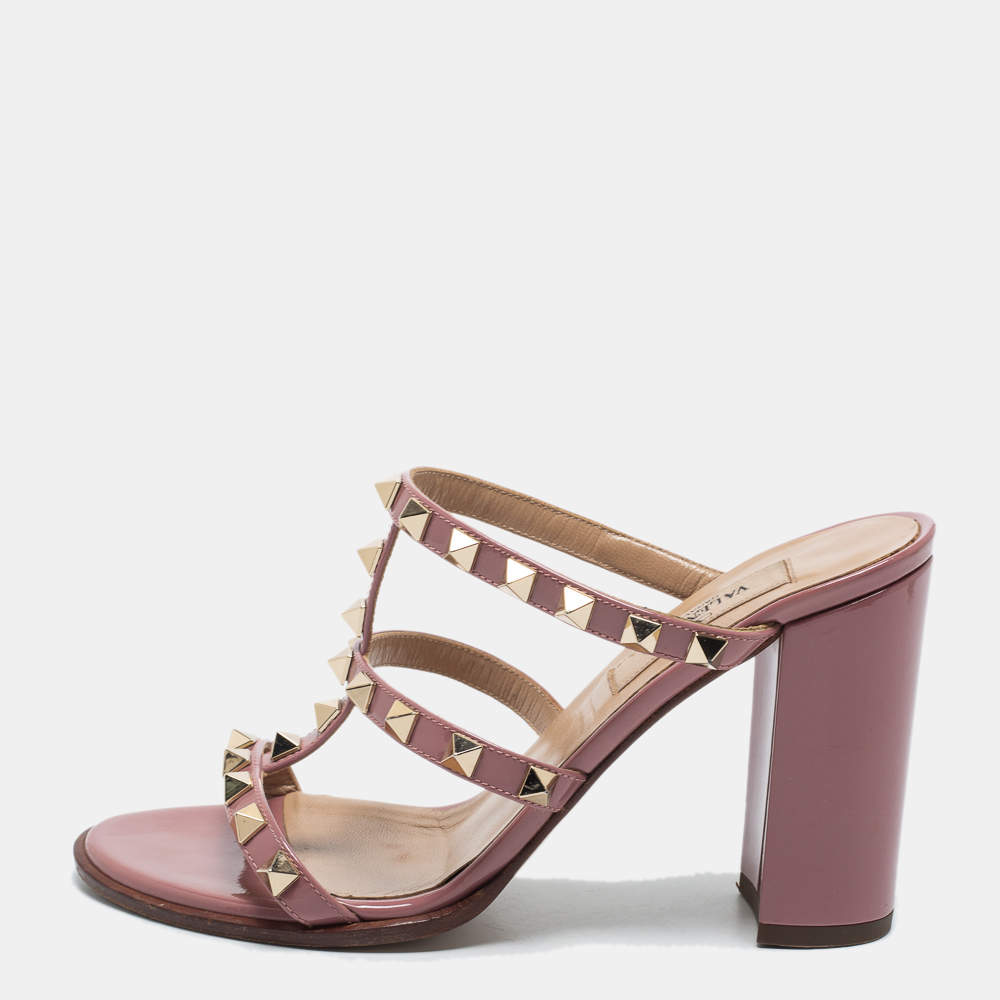 Pre Owned Valentino Pink Patent Leather Rockstud Sandals Size 35.5