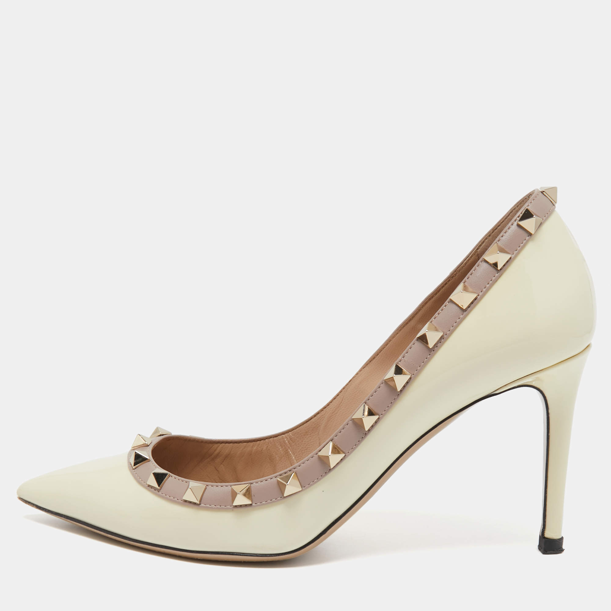 Pre Owned Valentino Cream Patent Leather Rockstud Pumps Size 38