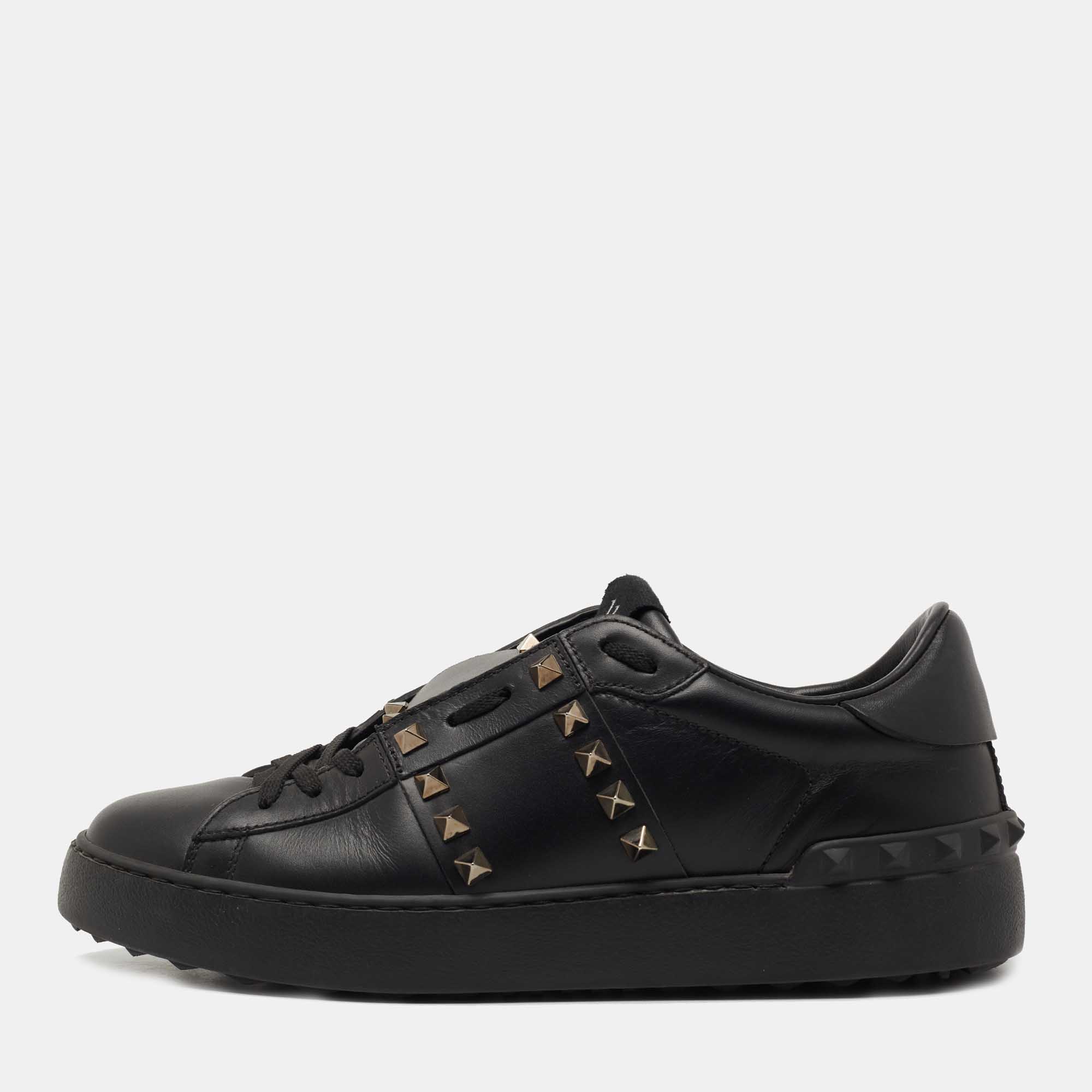 Pre Owned Valentino Black Leather Rockstud Untitled Sneakers Size 39
