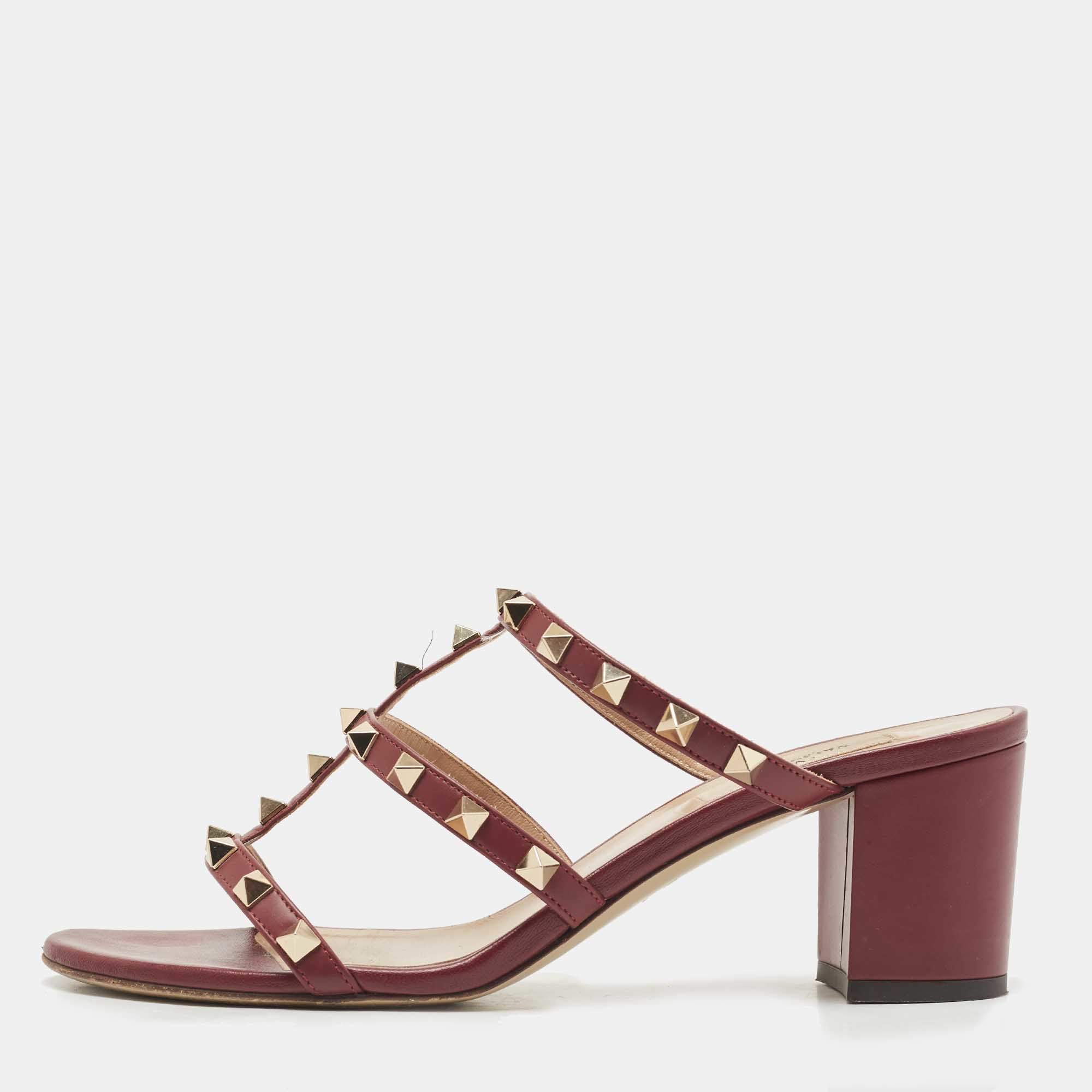 Pre Owned Valentino Burgundy Leather Rockstud Slide Sandals Size 39