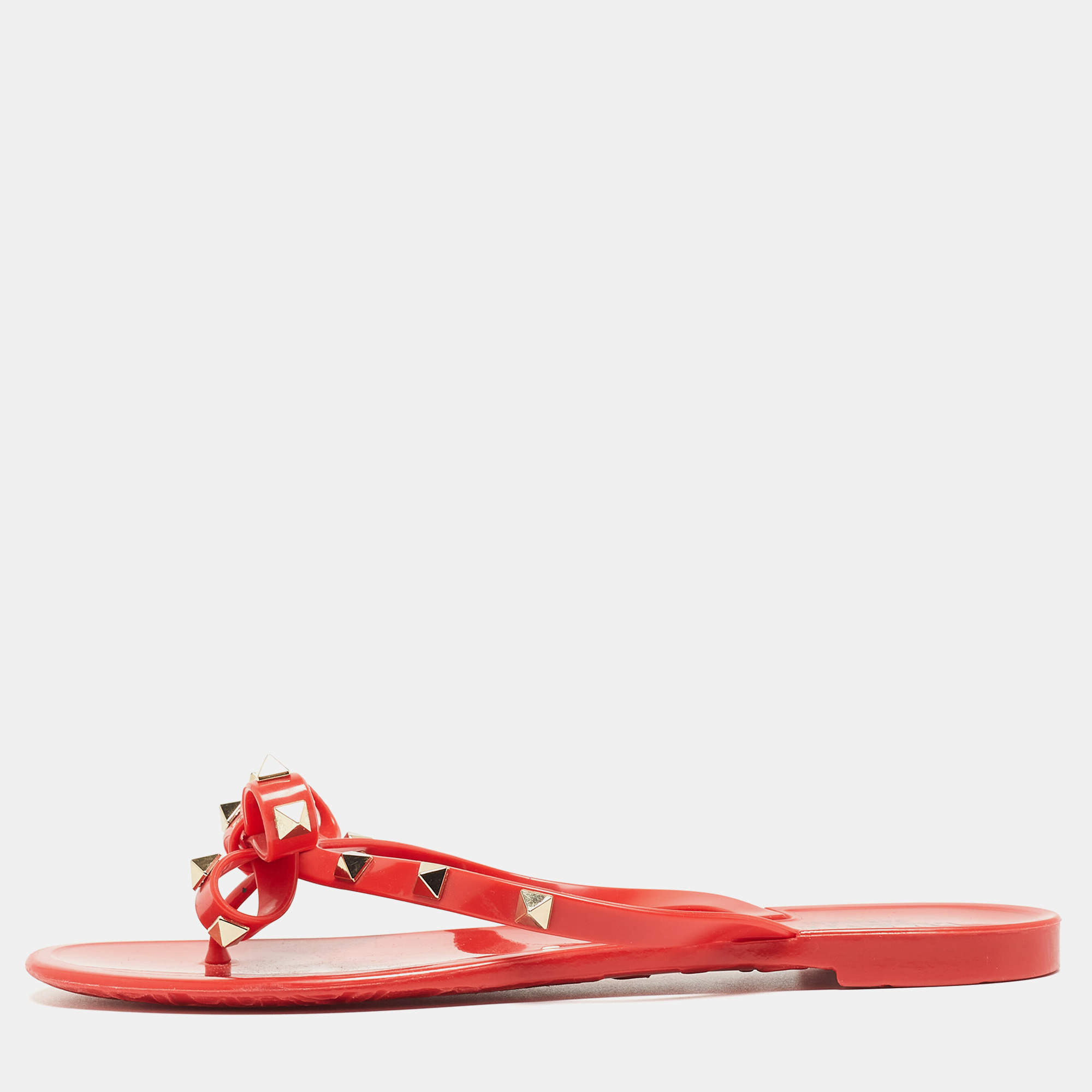 Pre Owned Valentino Red Rubber Bow Rockstud Thong Flat Slides Size 38