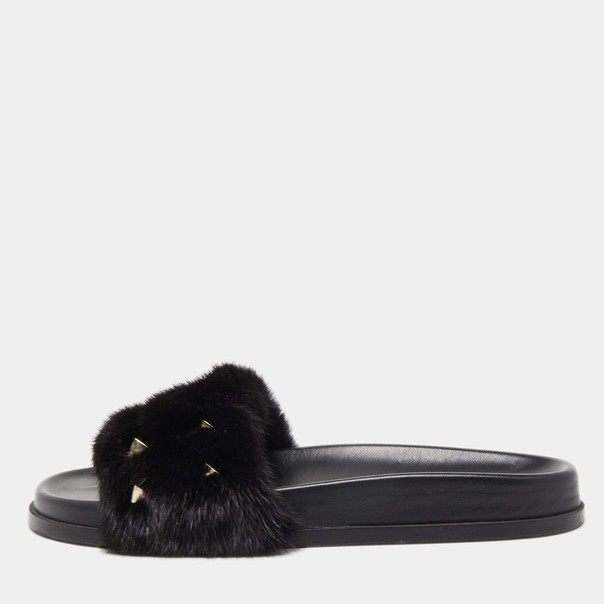 Pre Owned Valentino Black Fur Rockstud Flat Slides Size 40