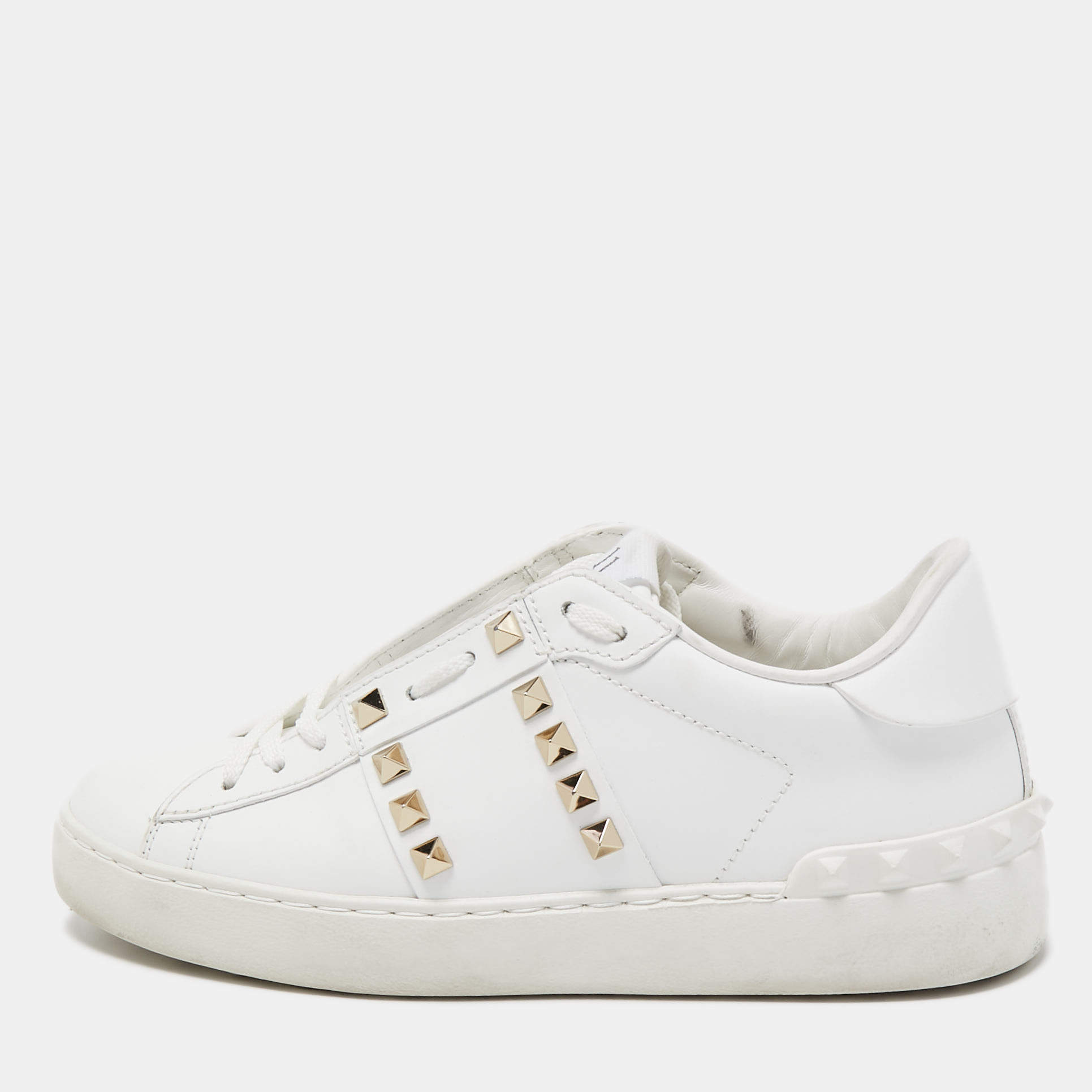 Pre Owned Valentino White Leather Rockstud Low Top Sneakers Size 35.5