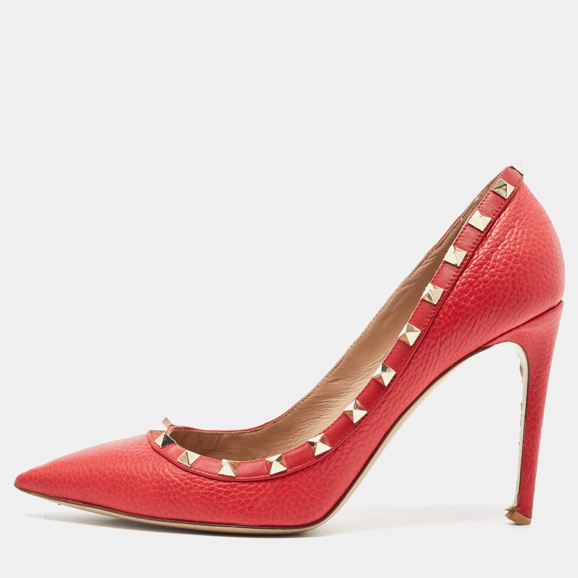 Pre Owned Valentino Red Grained Leather Rockstud Pumps Size 40.5