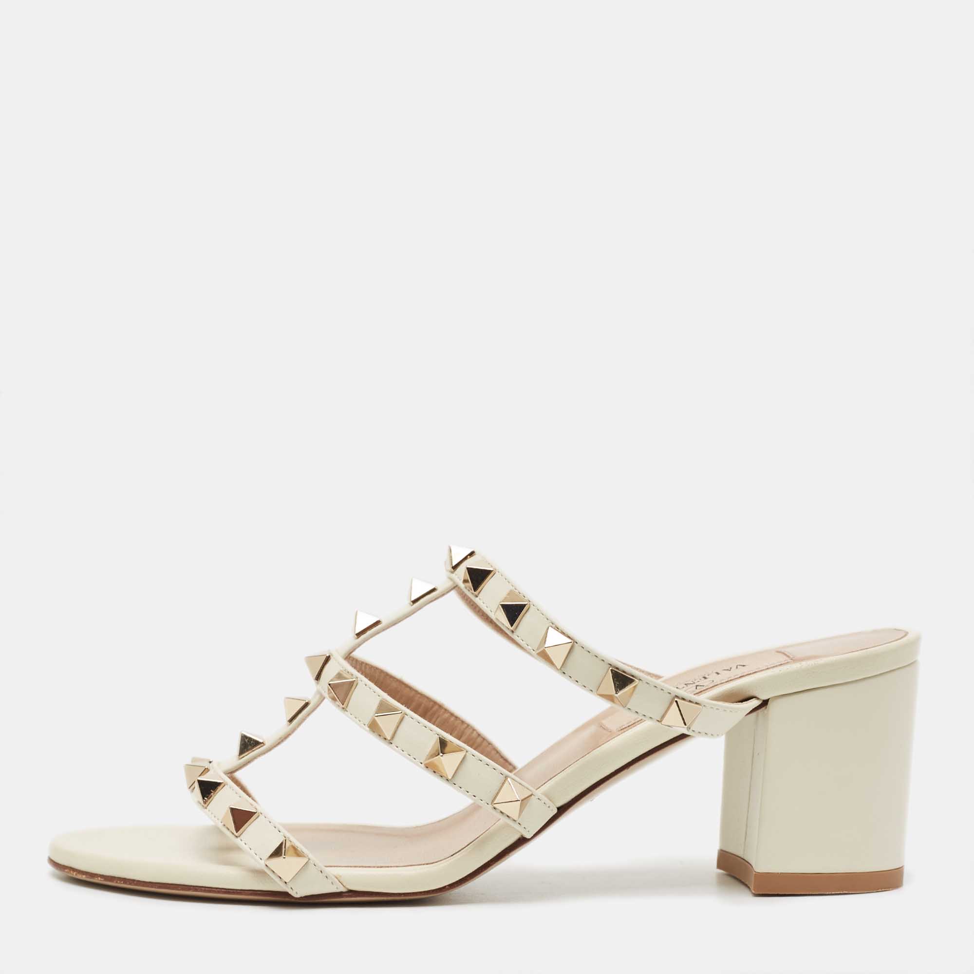 Pre Owned Valentino Off White Leather Rockstud Slide Sandals Size 35.5