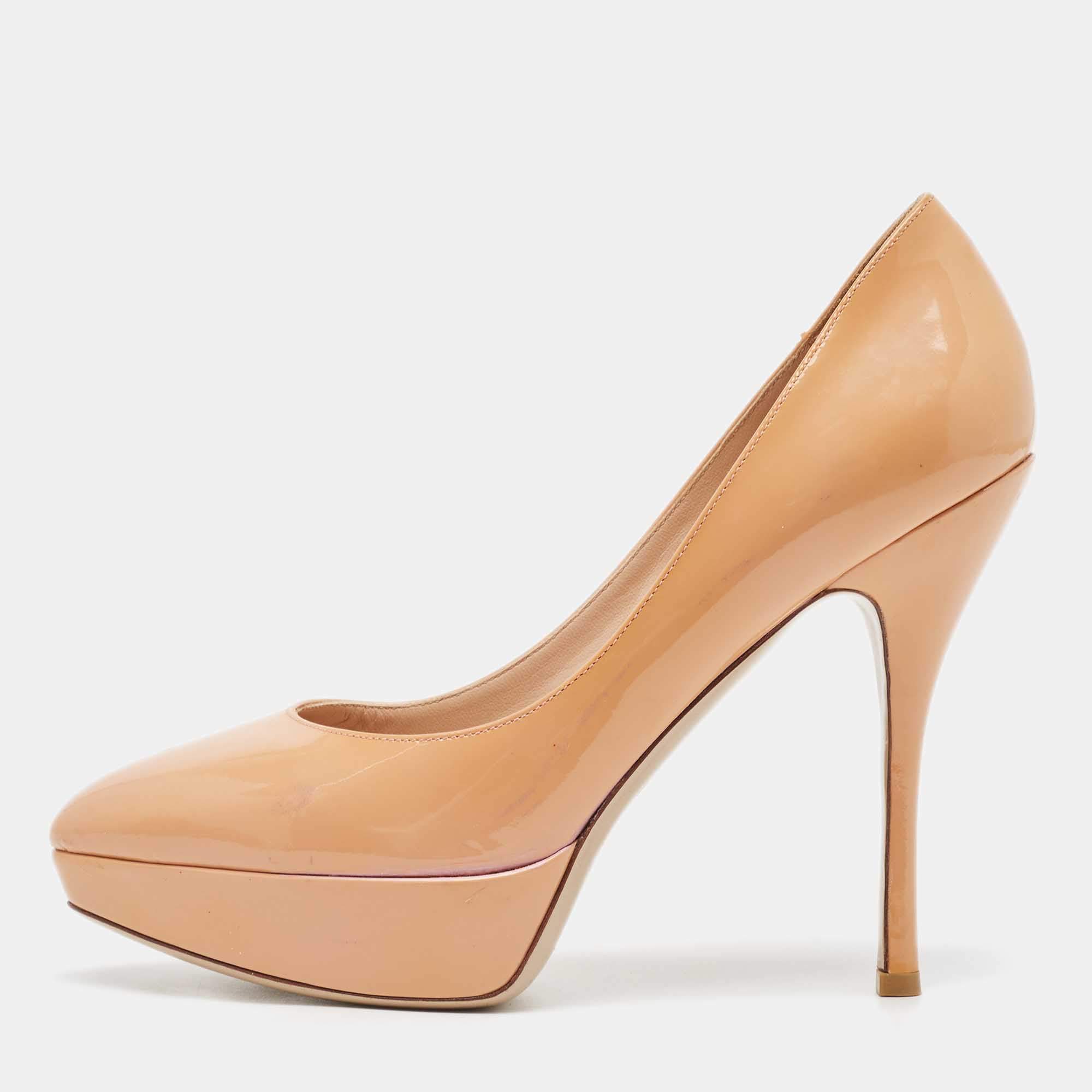 Pre Owned Valentino Beige Patent Leather Platform Pumps Size 38