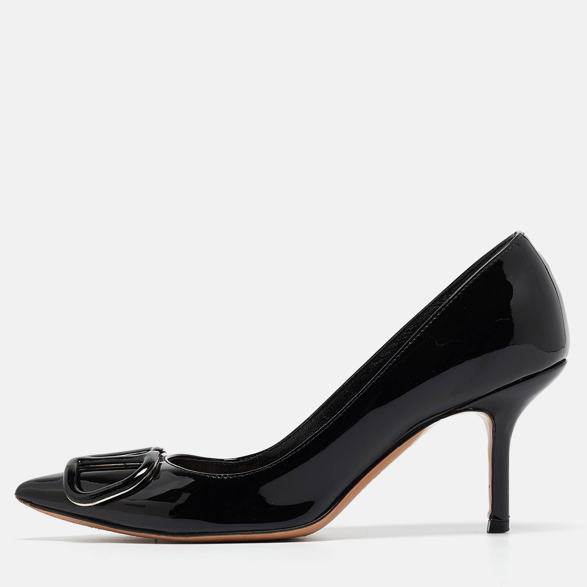 Pre Owned Valentino Black Patent Escape V logo Pumps Size 35.5