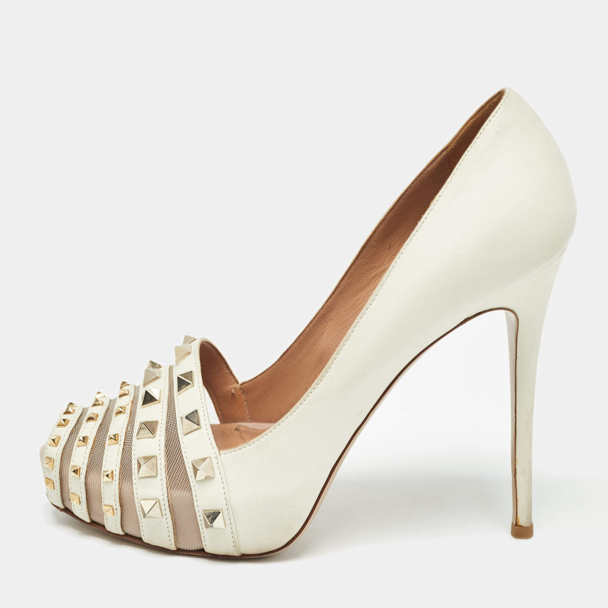 Pre Owned Valentino White Leather and Mesh Rockstud Peep Toe Platform Pumps Size 37