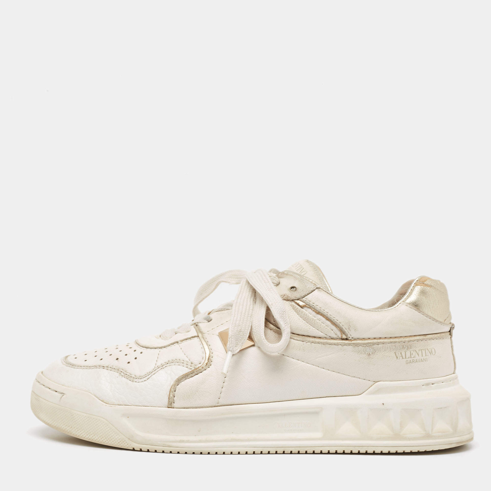 Pre Owned Valentino White Leather  One Stud Law Top Sneakers Size 39