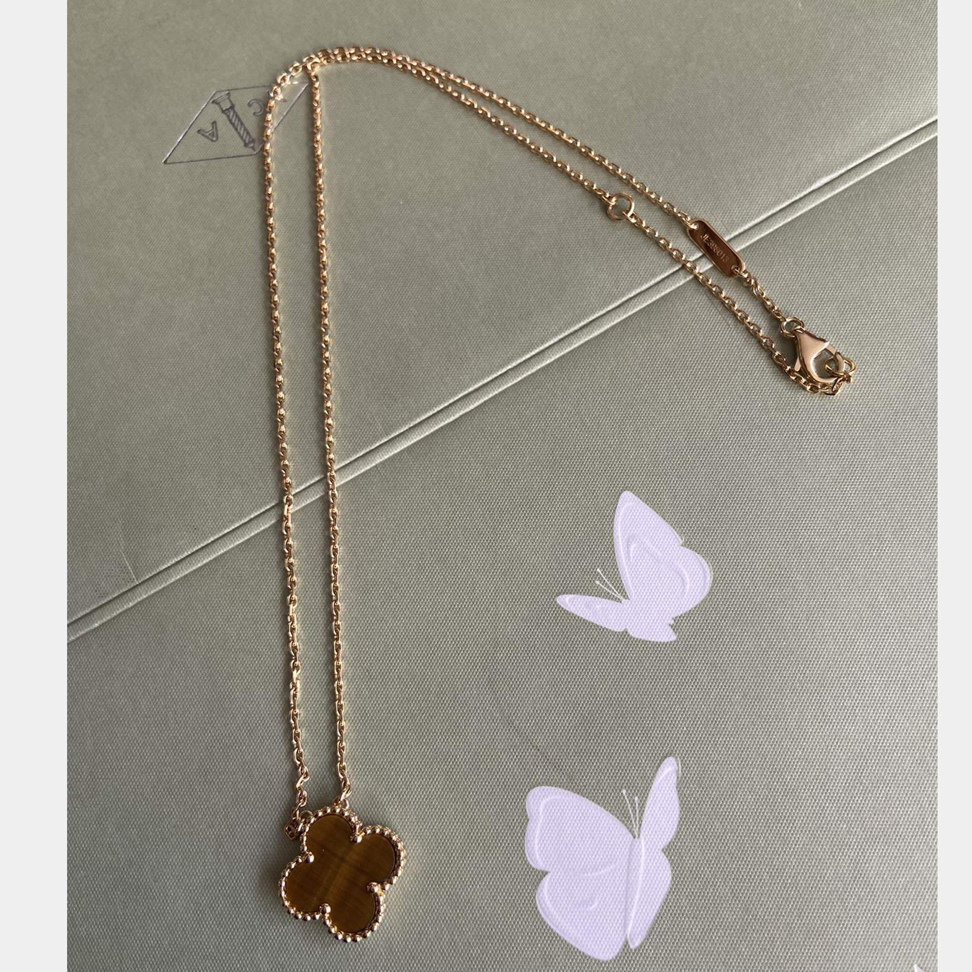 Van Cleef & Arpels Tiger's Eye Pendant Necklace