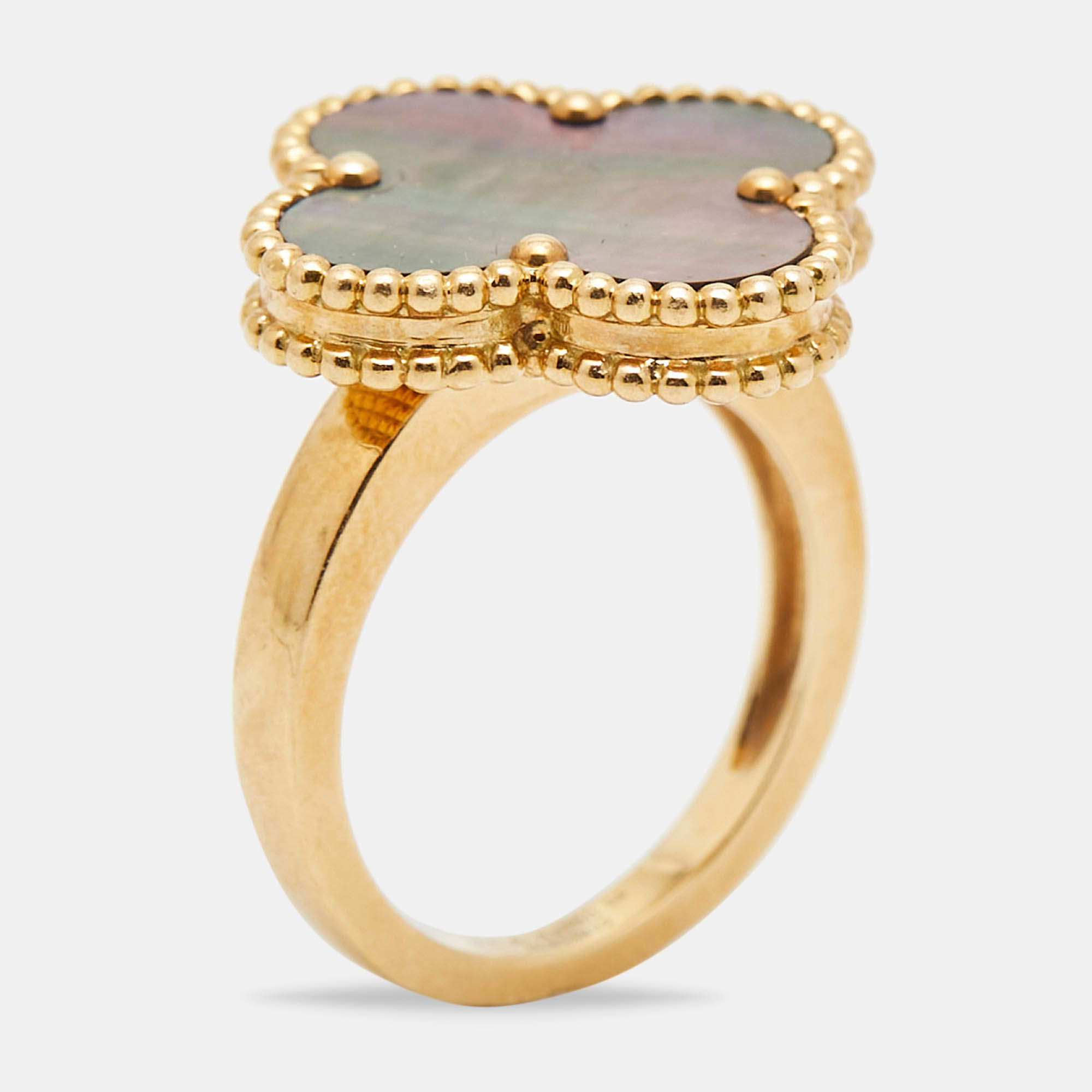 Van Cleef & Arpels Magic Alhambra Grey Mother of Pearl 18k Yellow Gold Ring Size 54
