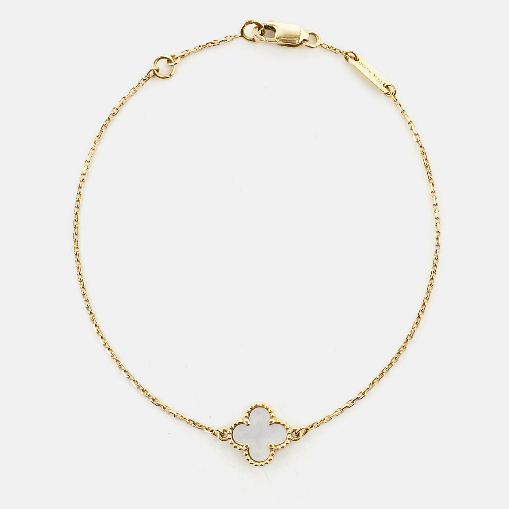 مملوكة مسبقًا Van Cleef & Arpels Sweet Alhambra  Mother of Pearl Yellow Gold Bracelet