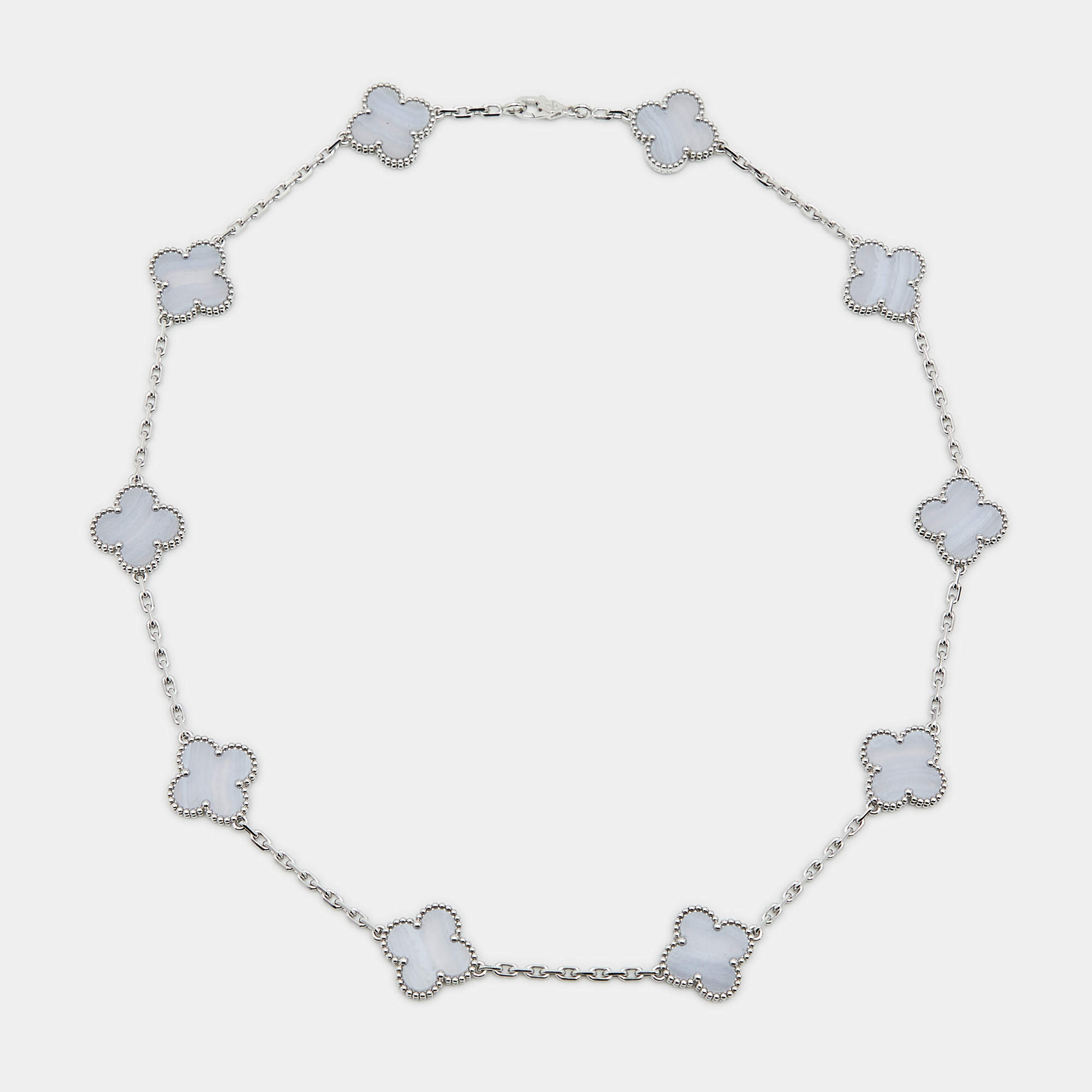 Pre Owned قلادة فان كليف أند أربلز فينتدج ألامبرا 10 حليات عقيق أبيض 18 ذهب أبيض عيار 18 