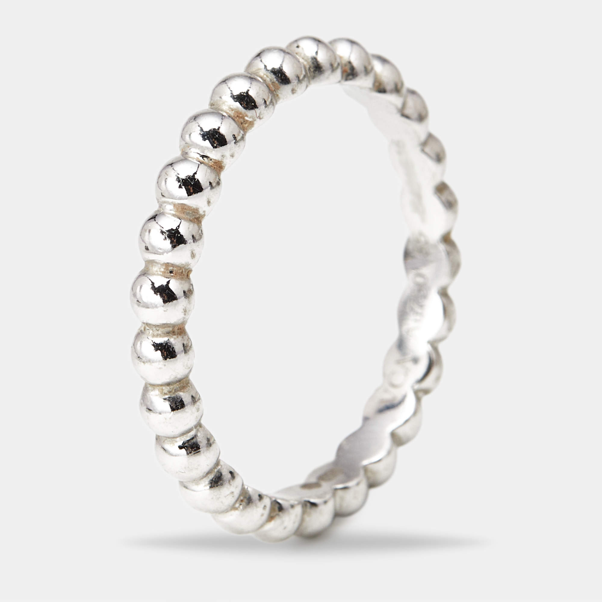 Pre Owned Van Cleef & Arpels Perlée 18k White Gold Medium Model Ring Size 55