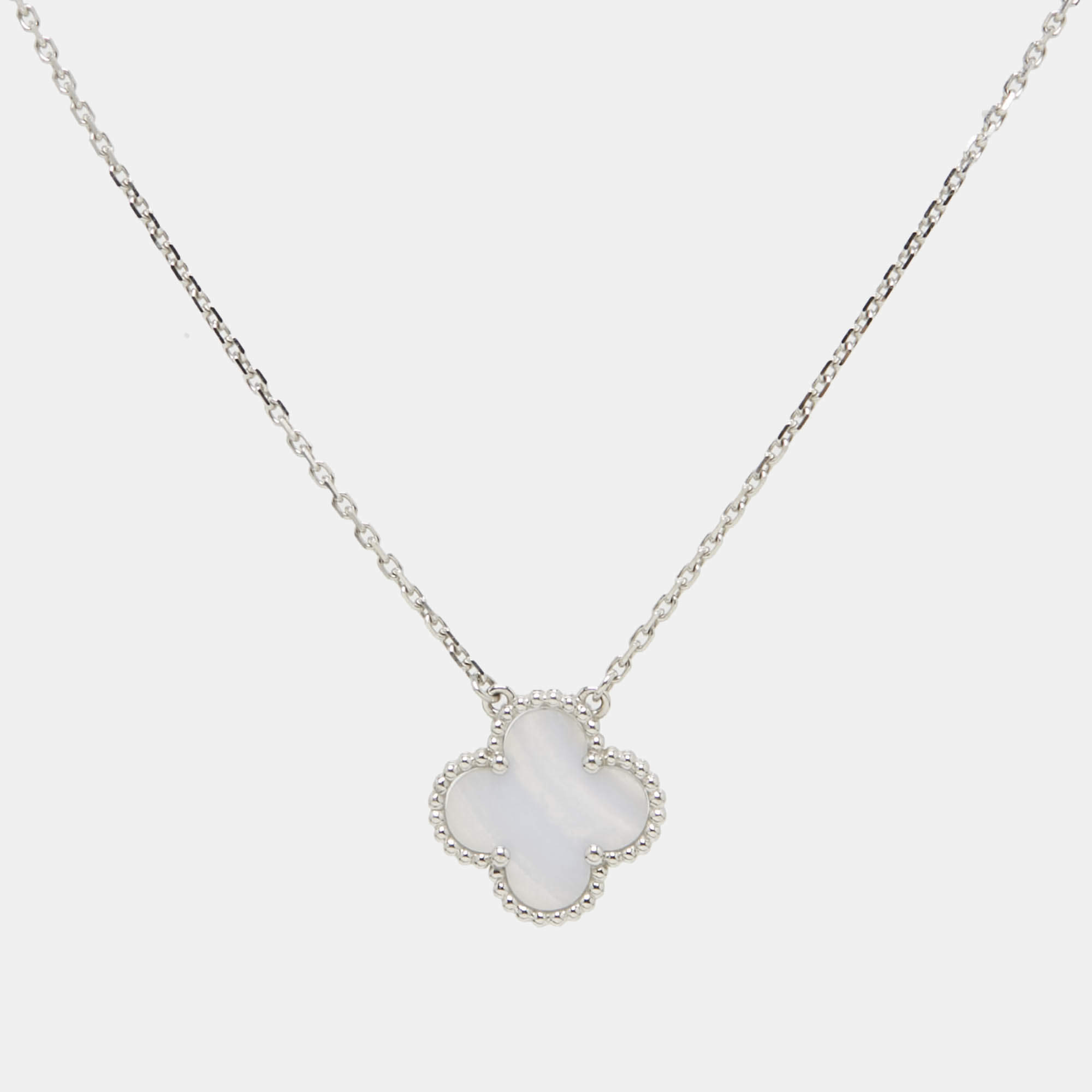 Pre Owned Van Cleef & Arpels Vintage Alhambra Chalcedony 18k White Gold Pendant Necklace