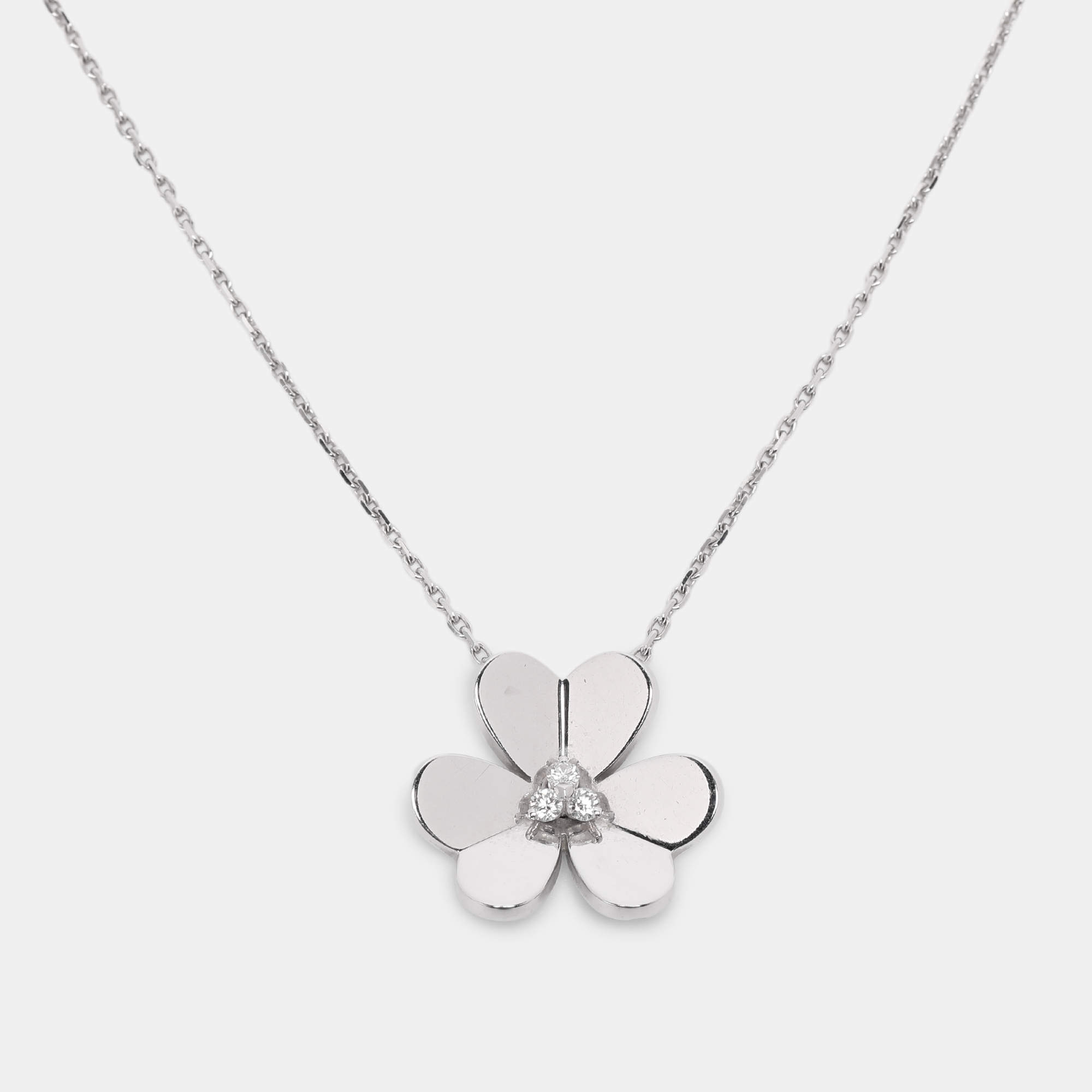 Pre Owned Van Cleef & Arpels Frivole Diamond 18K White Gold Large Pendant Necklace