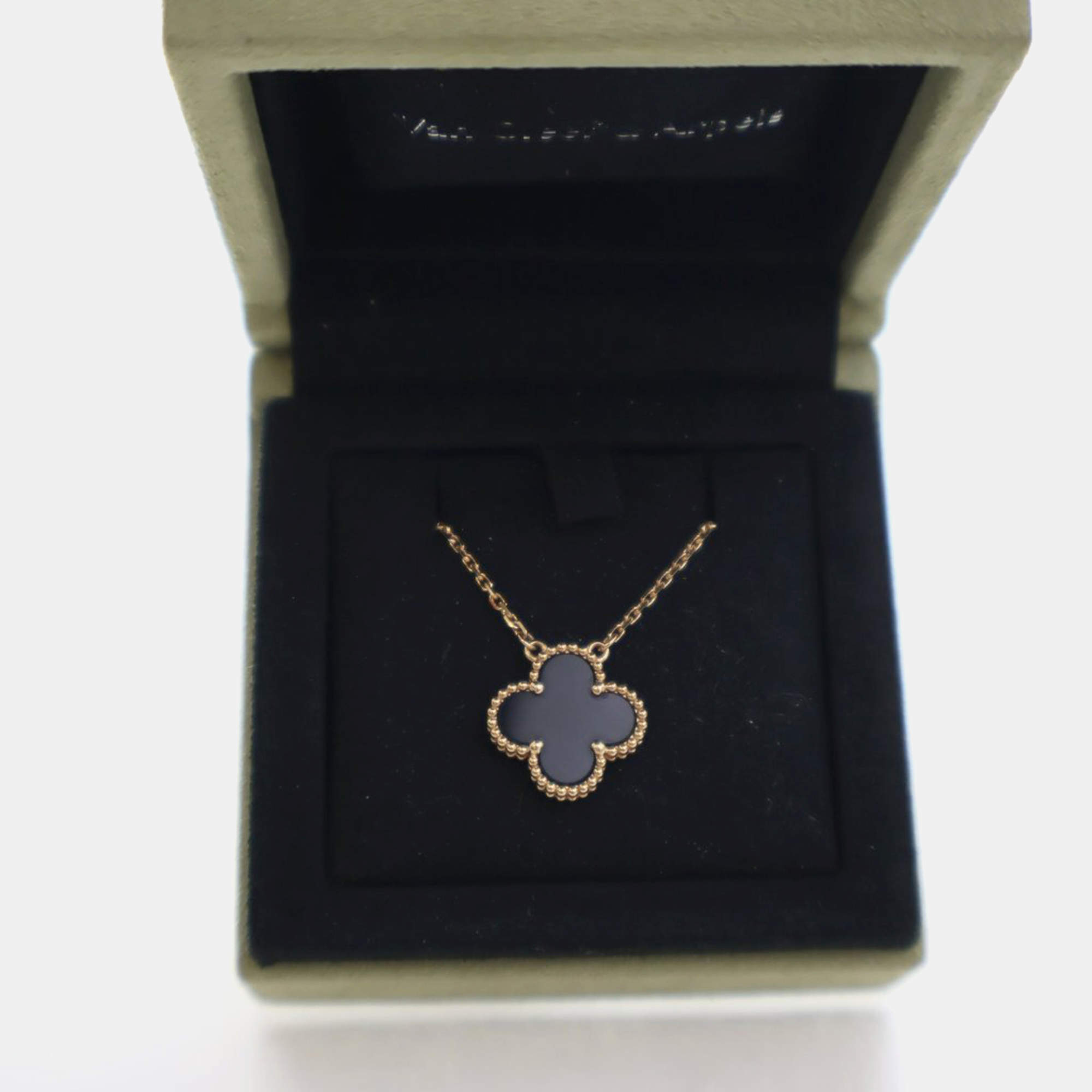 Pre Owned Van Cleef & Arpels Onyx Vintage Alhambra Pendant