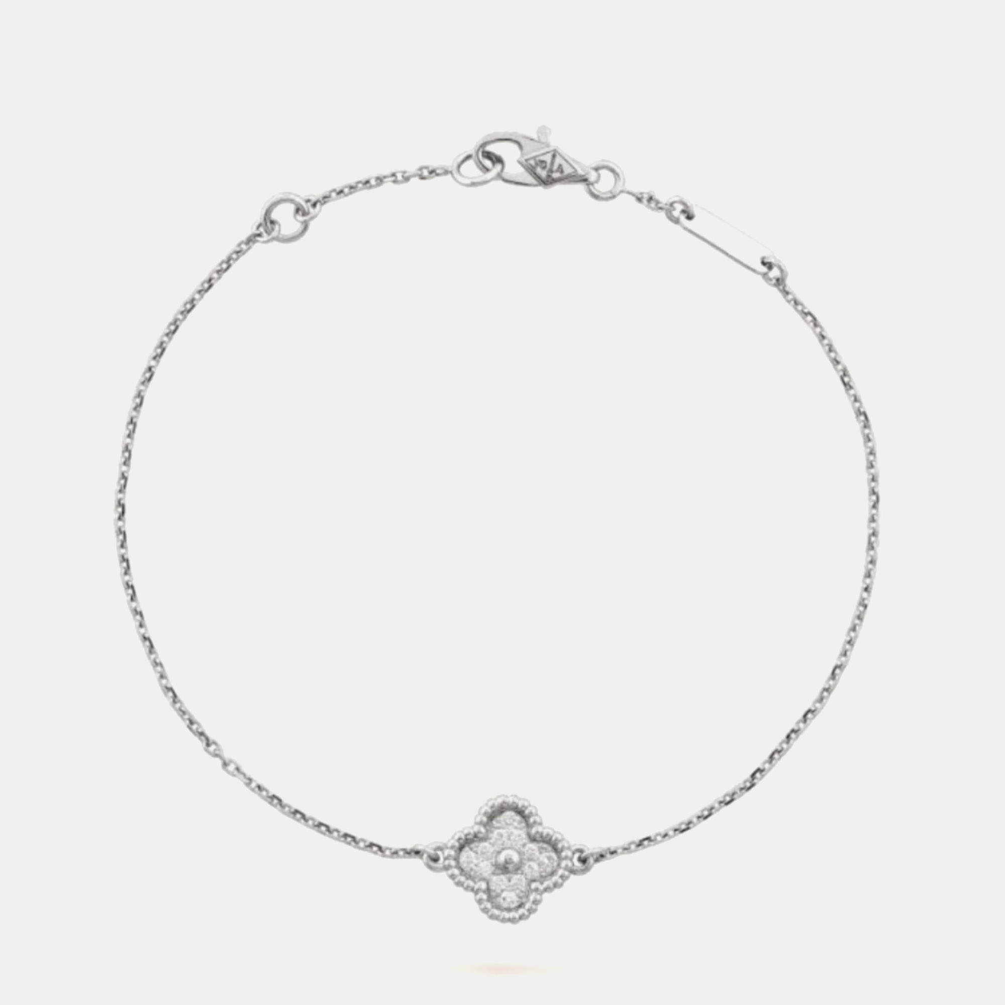 Pre Owned سوار فان كليف أند أربلز مظهر واحد ألماسي ذهب أبيض صغير الحجم