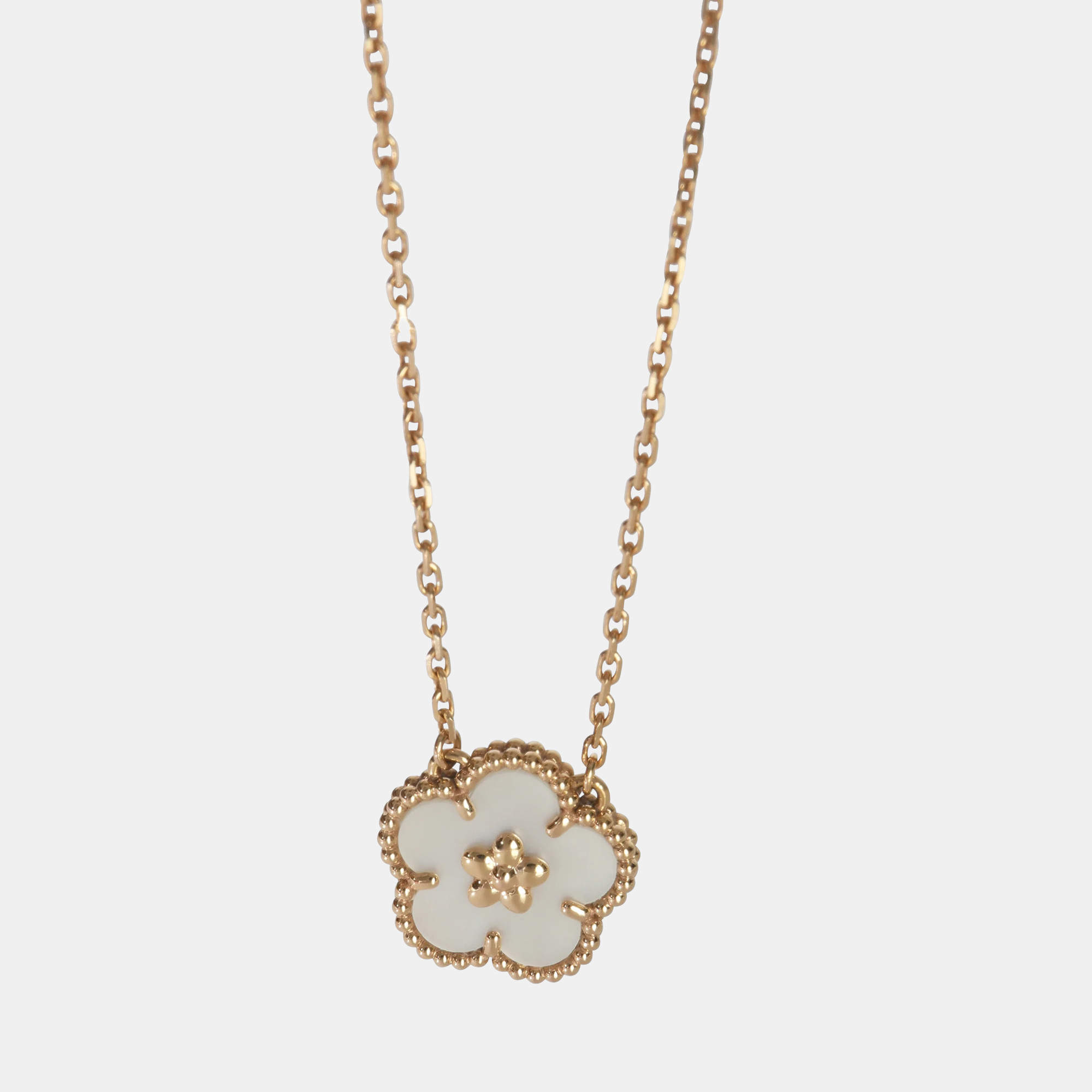 مملوكة مسبقًا Van Cleef & Arpels Lucky Spring Plum Blossom 18K Rose Gold and Mother Of Pearl Pendant Necklace