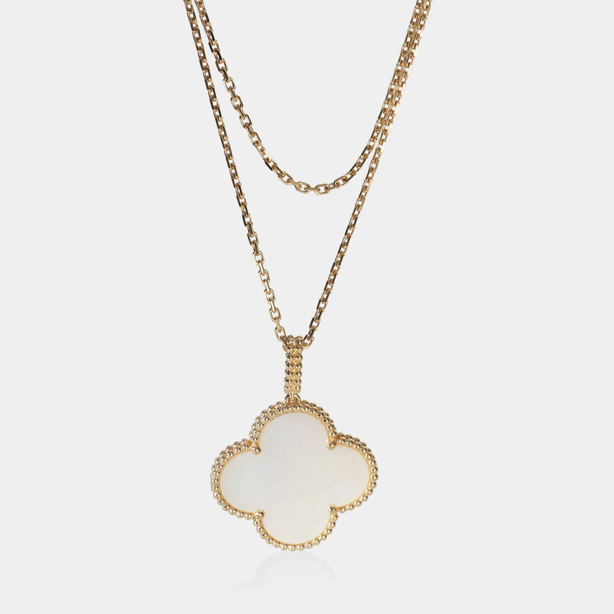 Pre Owned Van Cleef & Arpels Magic Alhambra 18K Yellow Gold Mother Of Pearl Necklace