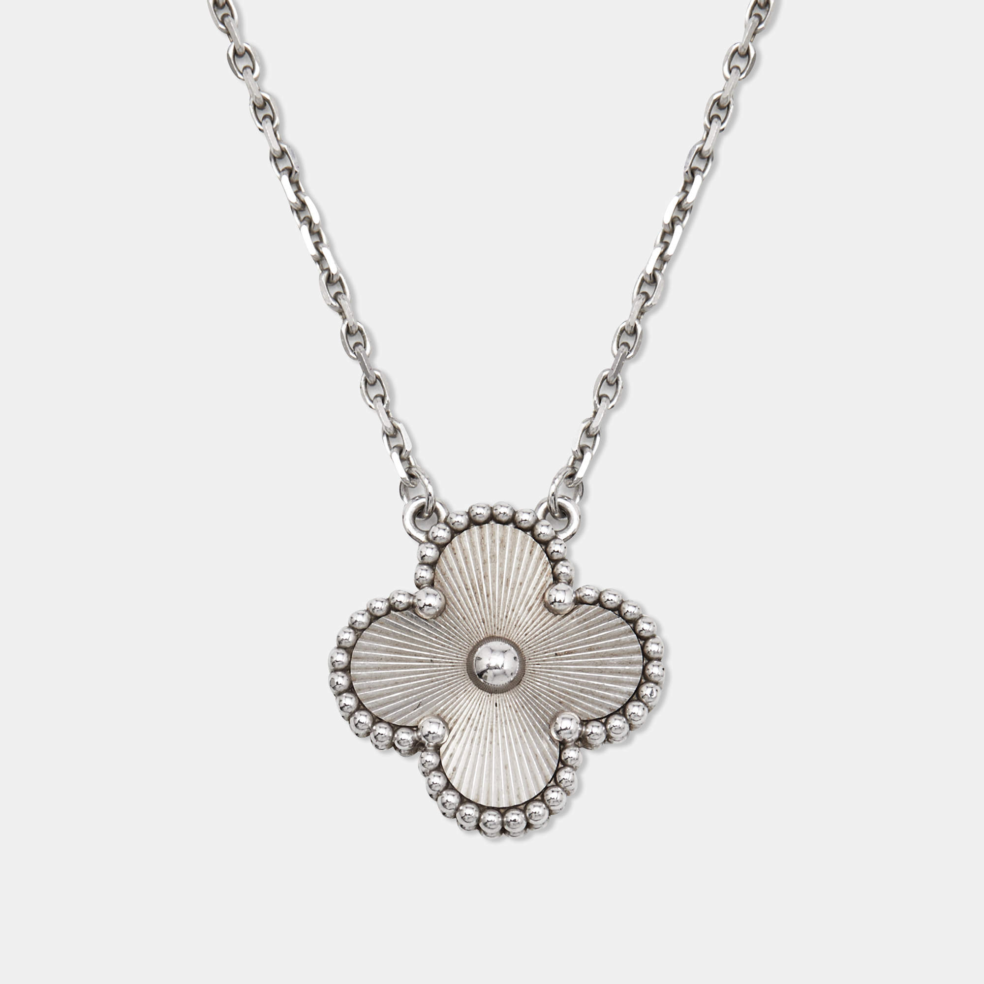 مملوكة مسبقًا Van Cleef & Arpels Vintage Alhambra Guilloche 18k White Gold Necklace