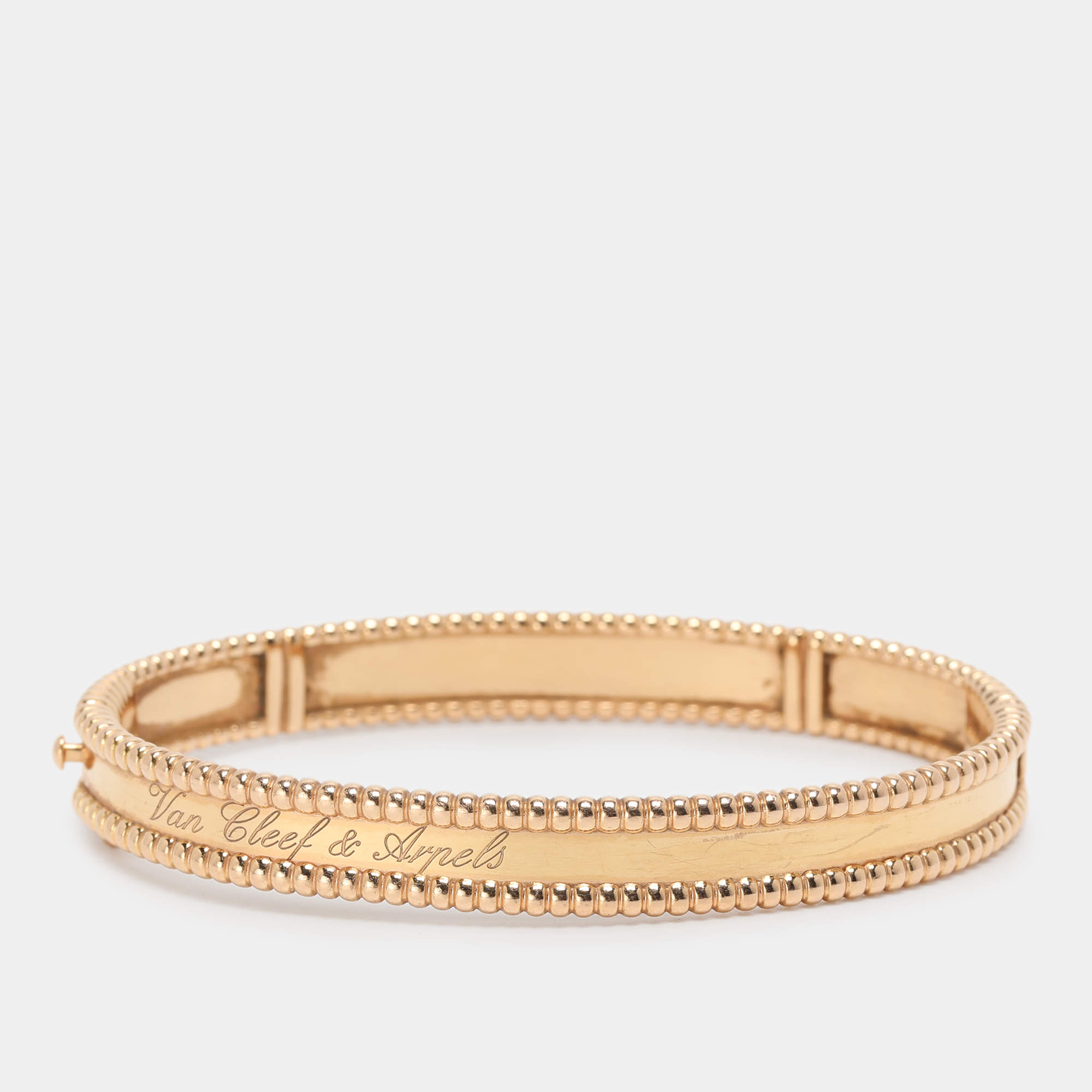 مملوكة مسبقًا Van Cleef & Arpels Perlée Signature 18k Rose  Gold  Bracelet M