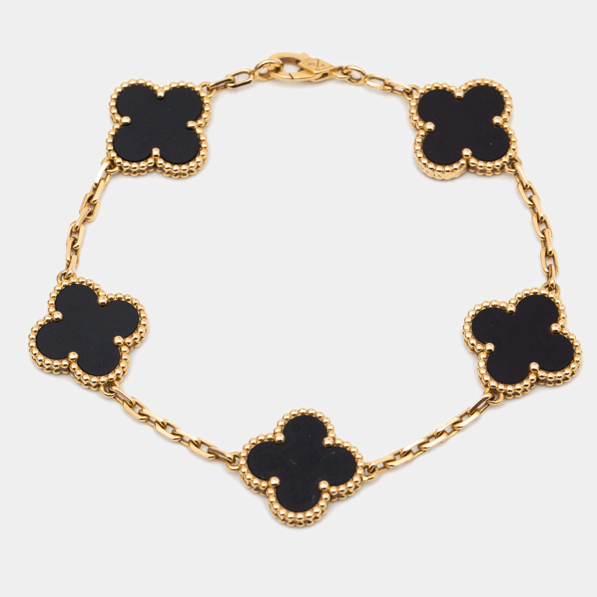 Pre Owned سوار فان كليف & آربلز فينتدج ألامبرا أونيكس بـ5حليات ذهب أصفر عيار 18 