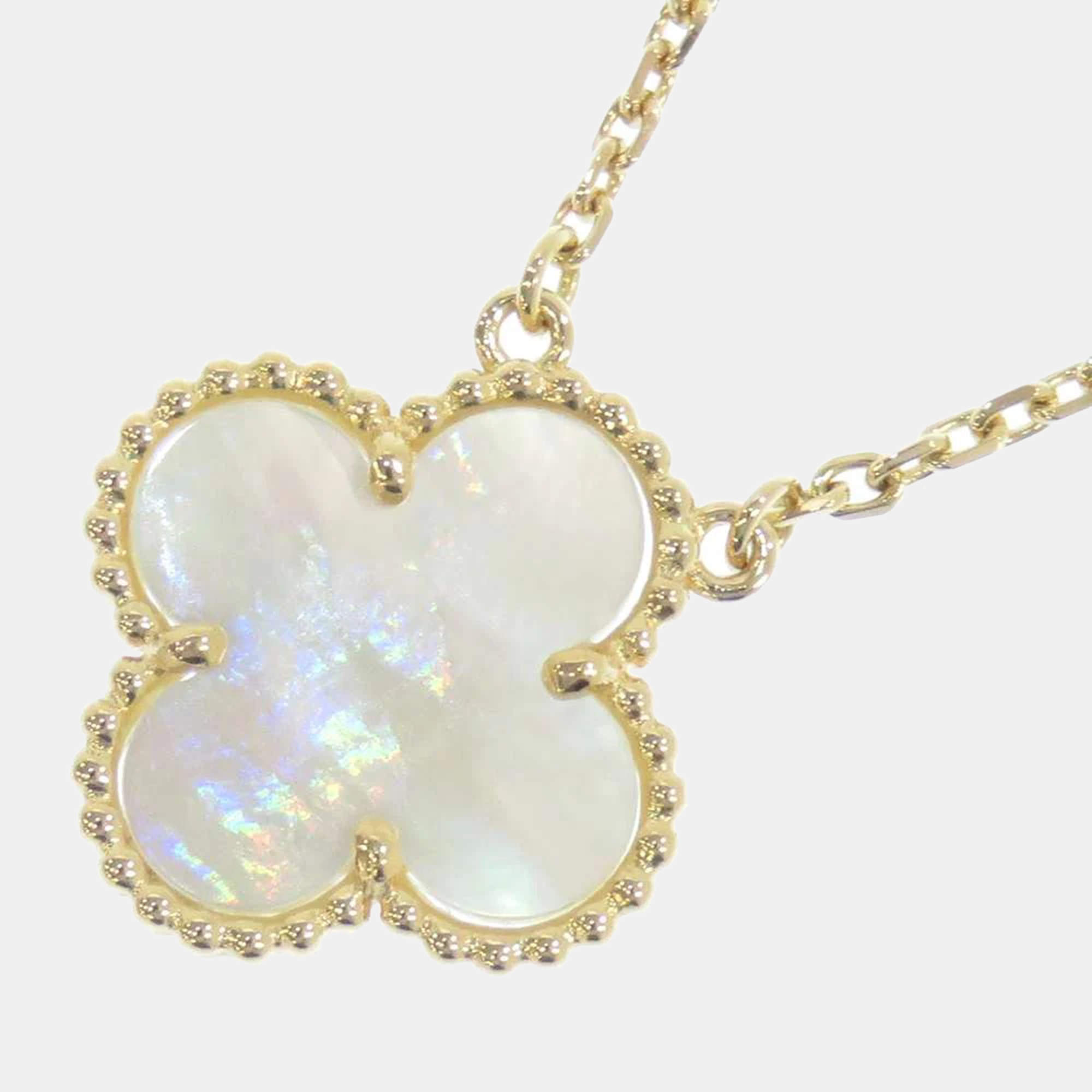 Pre Owned Van cleef & arpels 18k yellow gold vintage alhambra Mother of Pearl pendant necklace