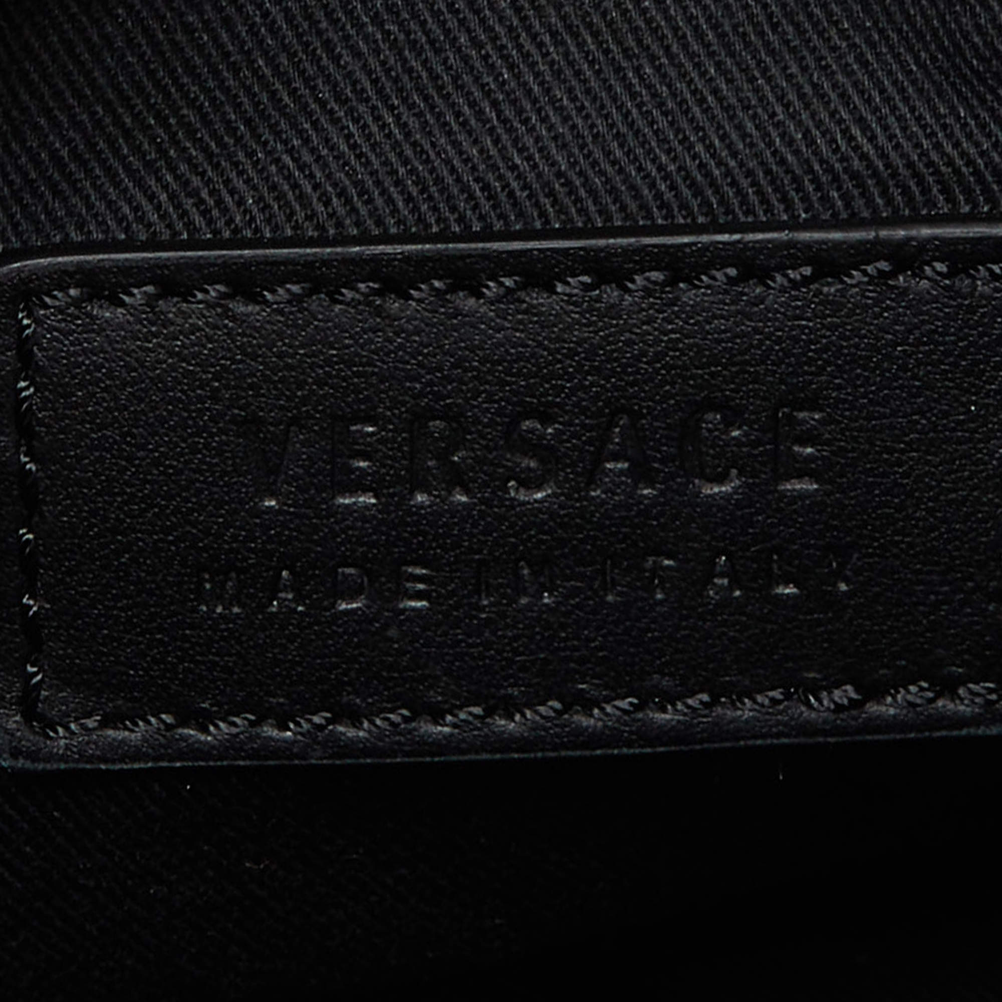 Versace La Medusa Handbag – The Consignment Bar