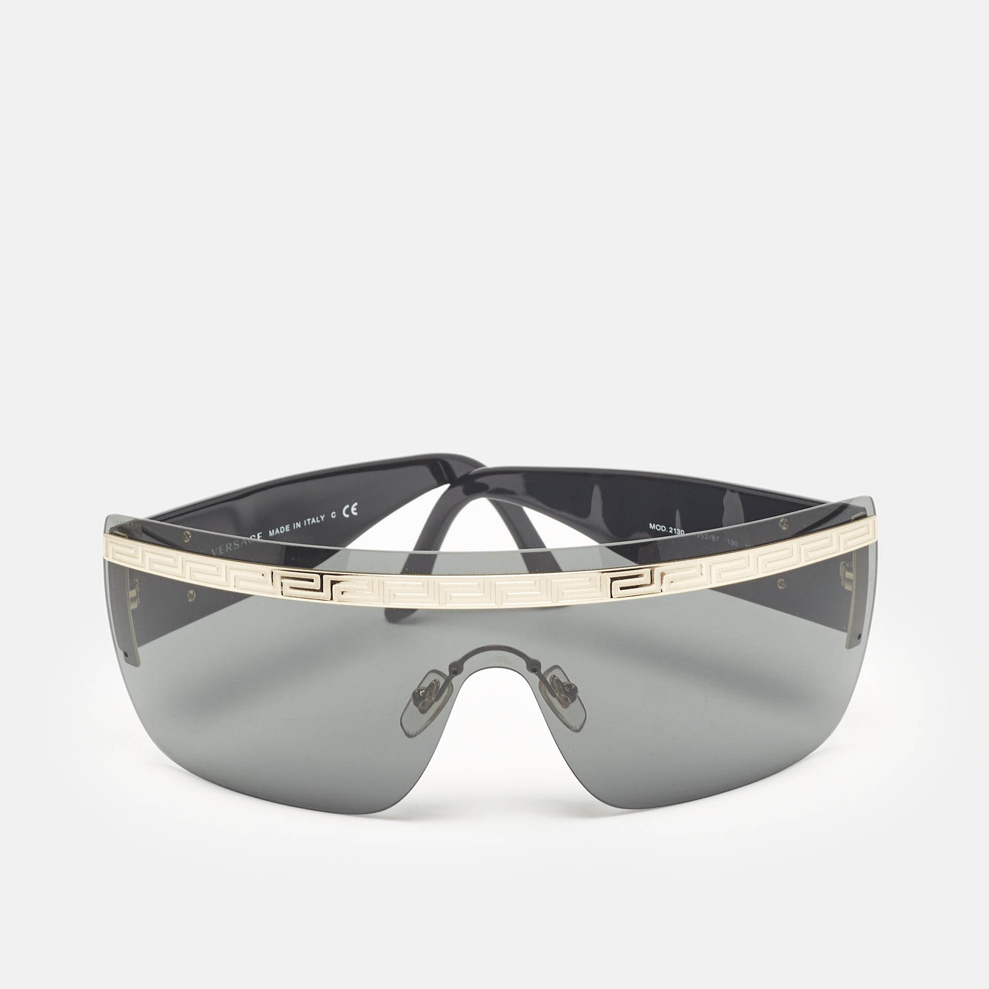 مملوكة مسبقًا Versace Black/Gold Medusa Mask Shield Sunglasses