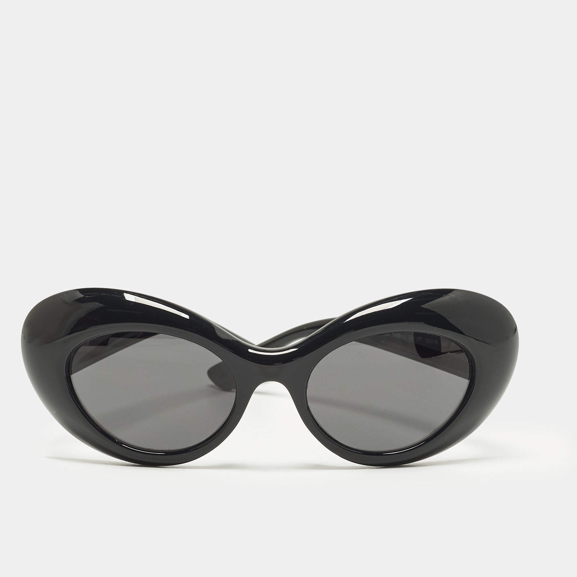 مملوكة مسبقًا Versace Black MOD 4456 Frame Cat Eye Sunglasses