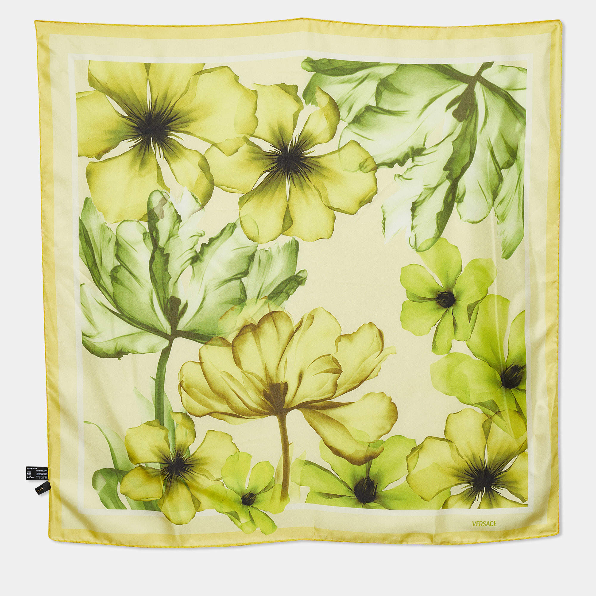 Pre Owned وشاح فيرساتشي حرير مطبوع مورد أصفر