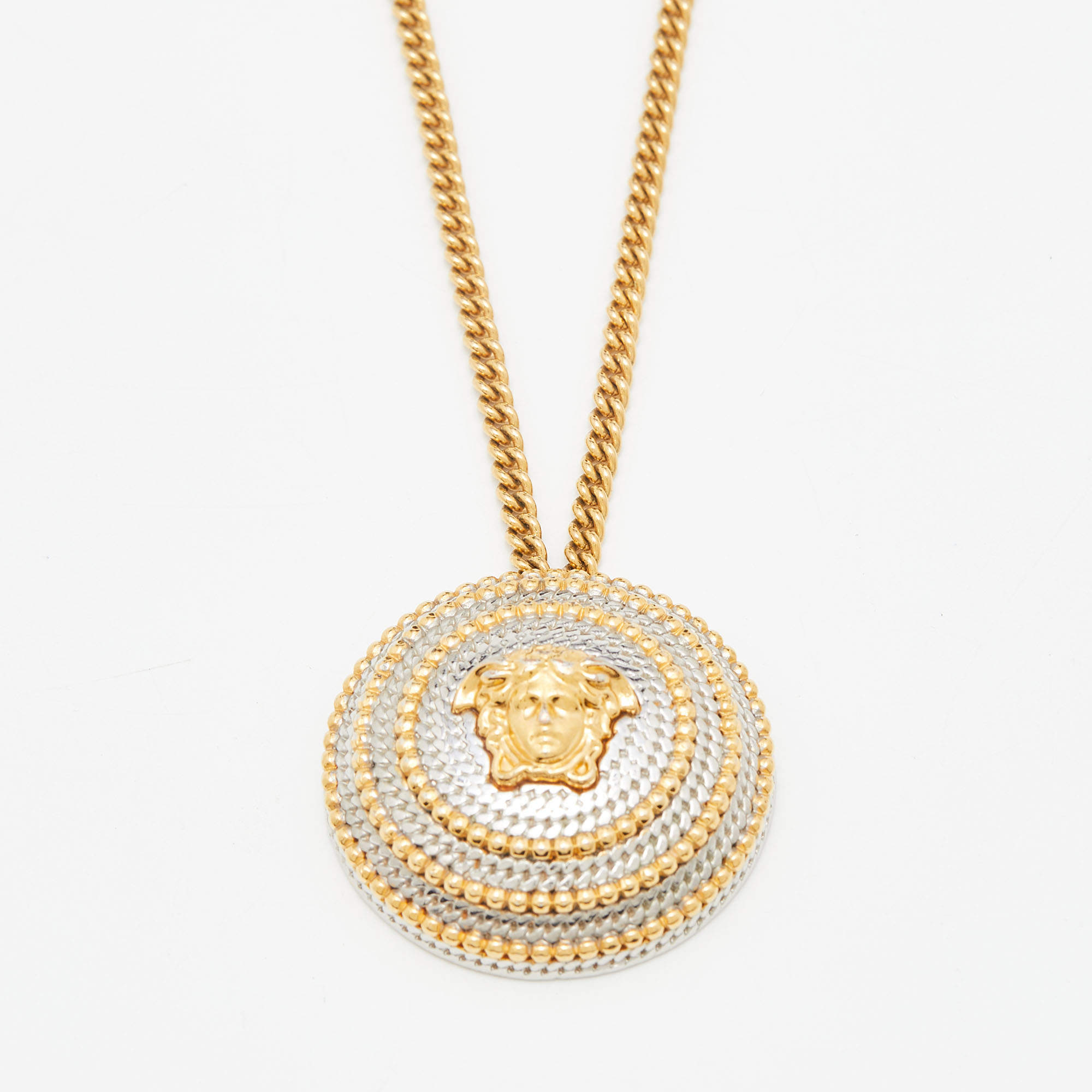 Pre Owned Versace Two Tone Medusa Medallion Pendant Gold Tone Chain Necklace