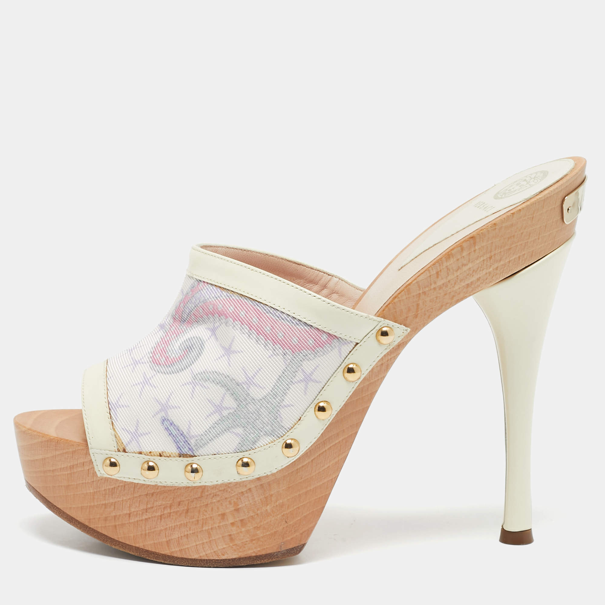 Pre Owned القباقيب فيرساتشي قماش متعدد الألوان وجلد لامع مقاس 38.5