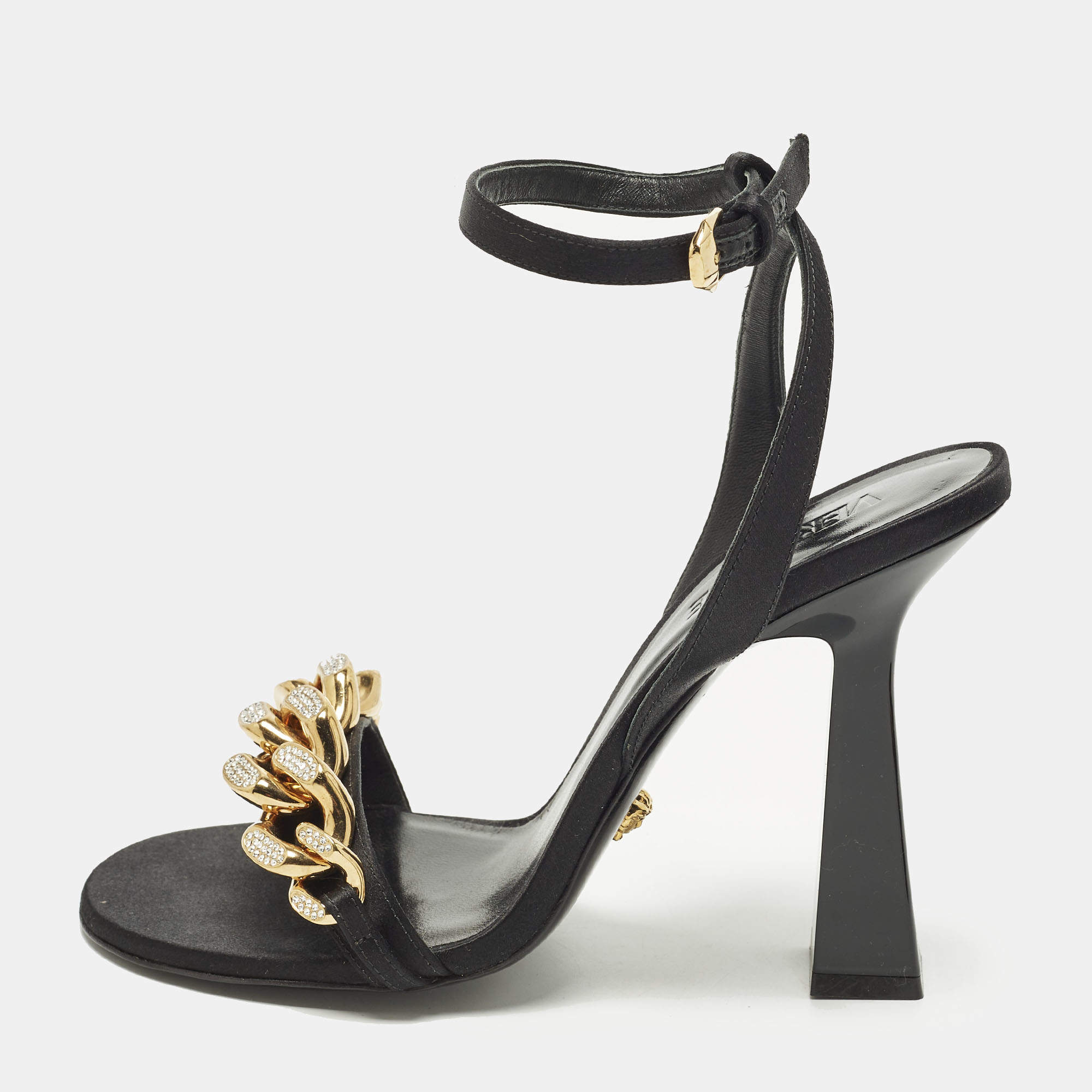 مملوكة مسبقًا Versace Medusa Size 40 Black Satin Chain  Ankle Strap Sandals