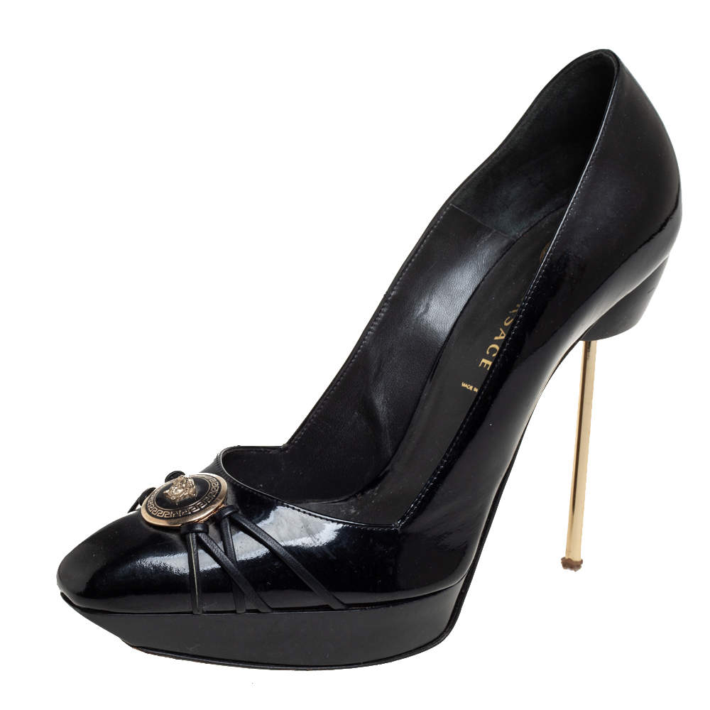 Versace Black Patent Leather Medusa Logo Pointed Toe Pumps Size 41
