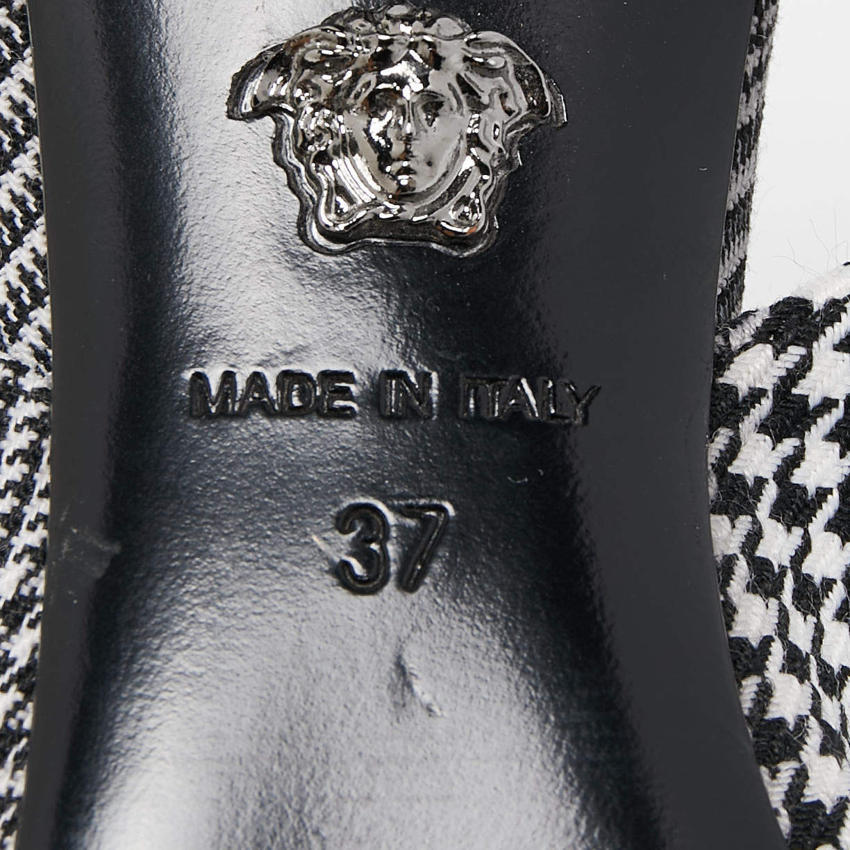 Pre Owned Versace Black/White Houndstooth Fabric Palazzo Medusa Slingback Pumps Size 37